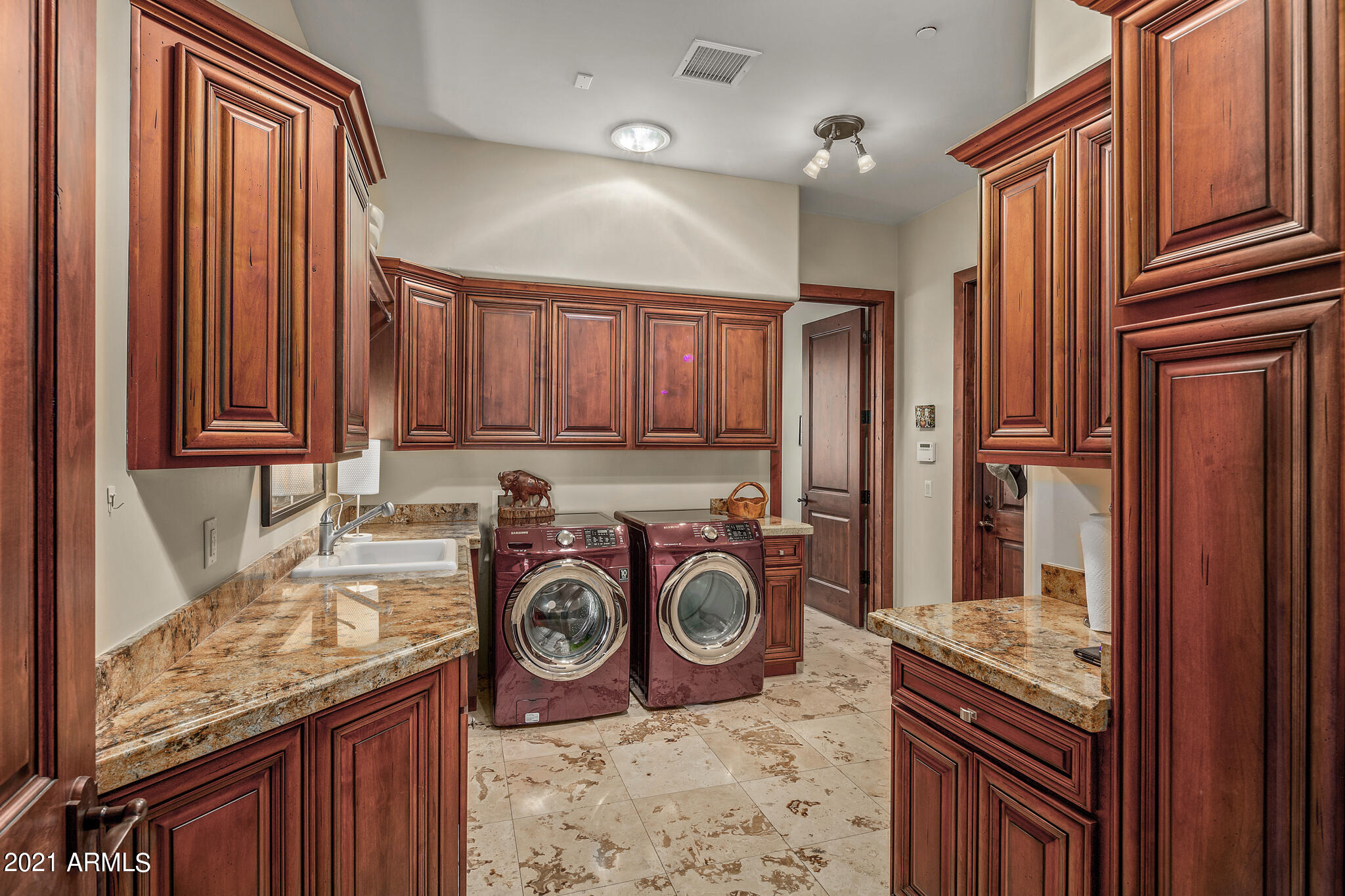 CAREFREE 3A AMD - Residential