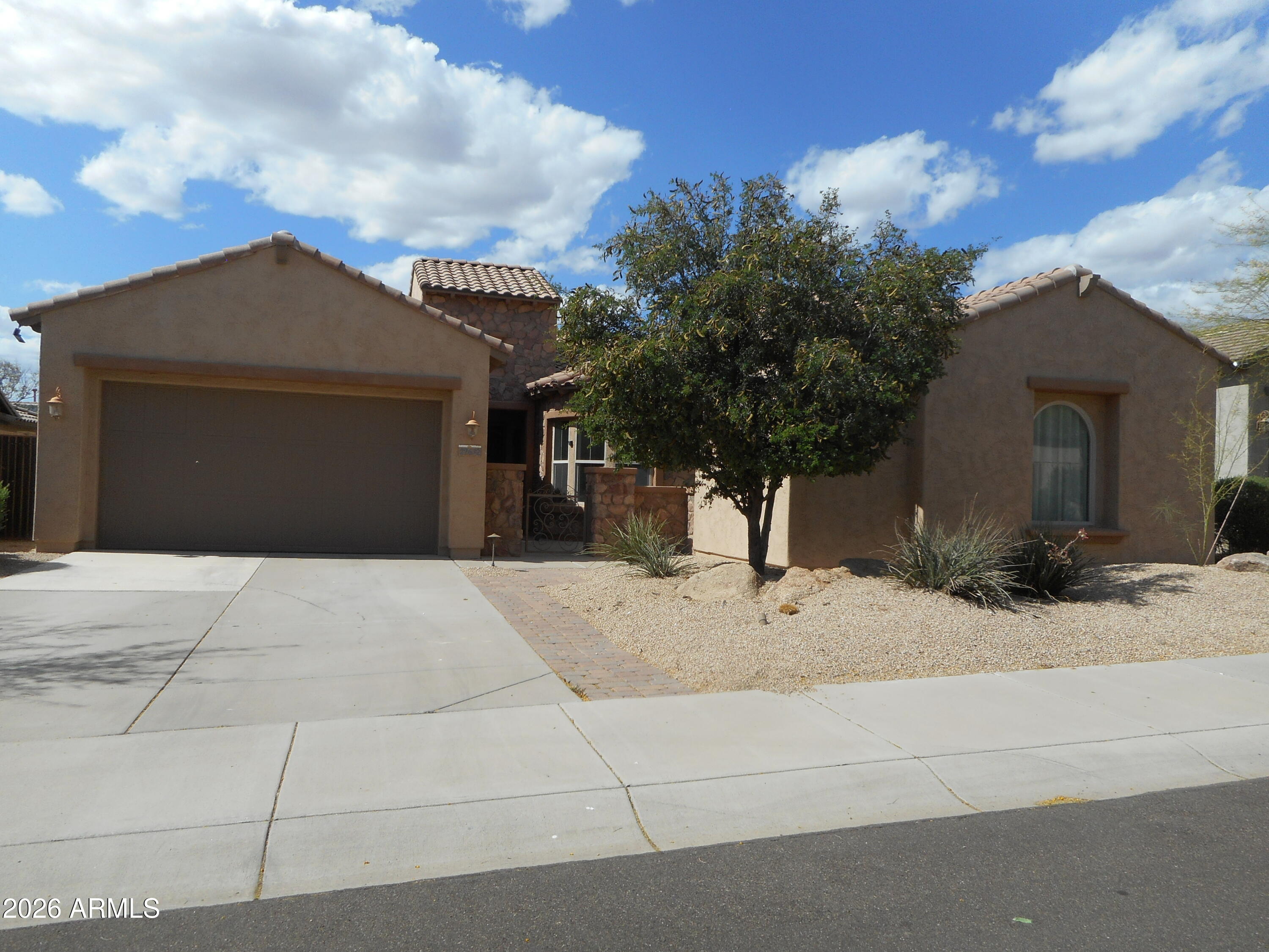 WESTWING MOUNTAIN PHASE 2 PARCEL 15 - Residential