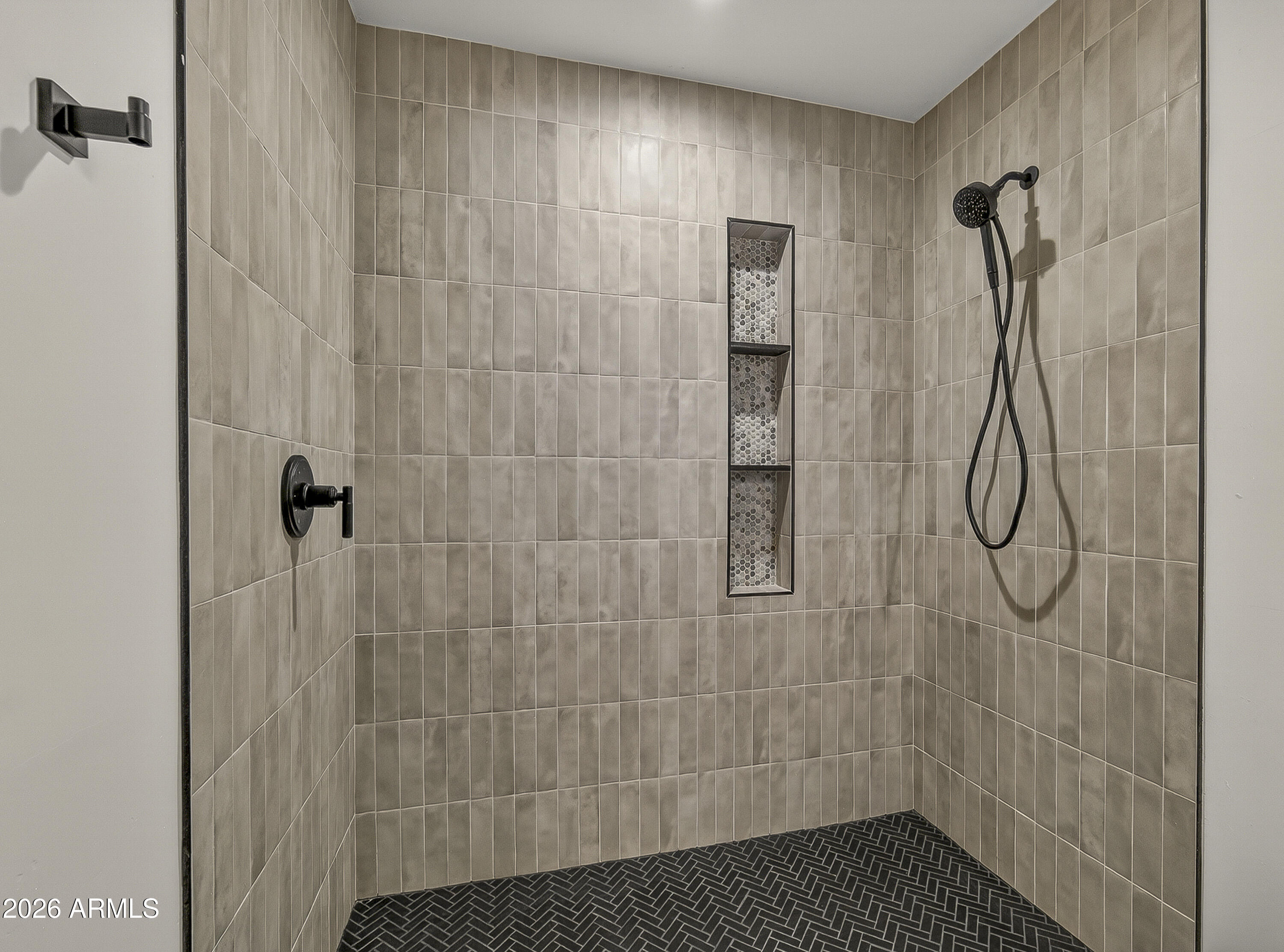 CONTINENTAL COUNTRY CLUB ESTATES 2 - Residential