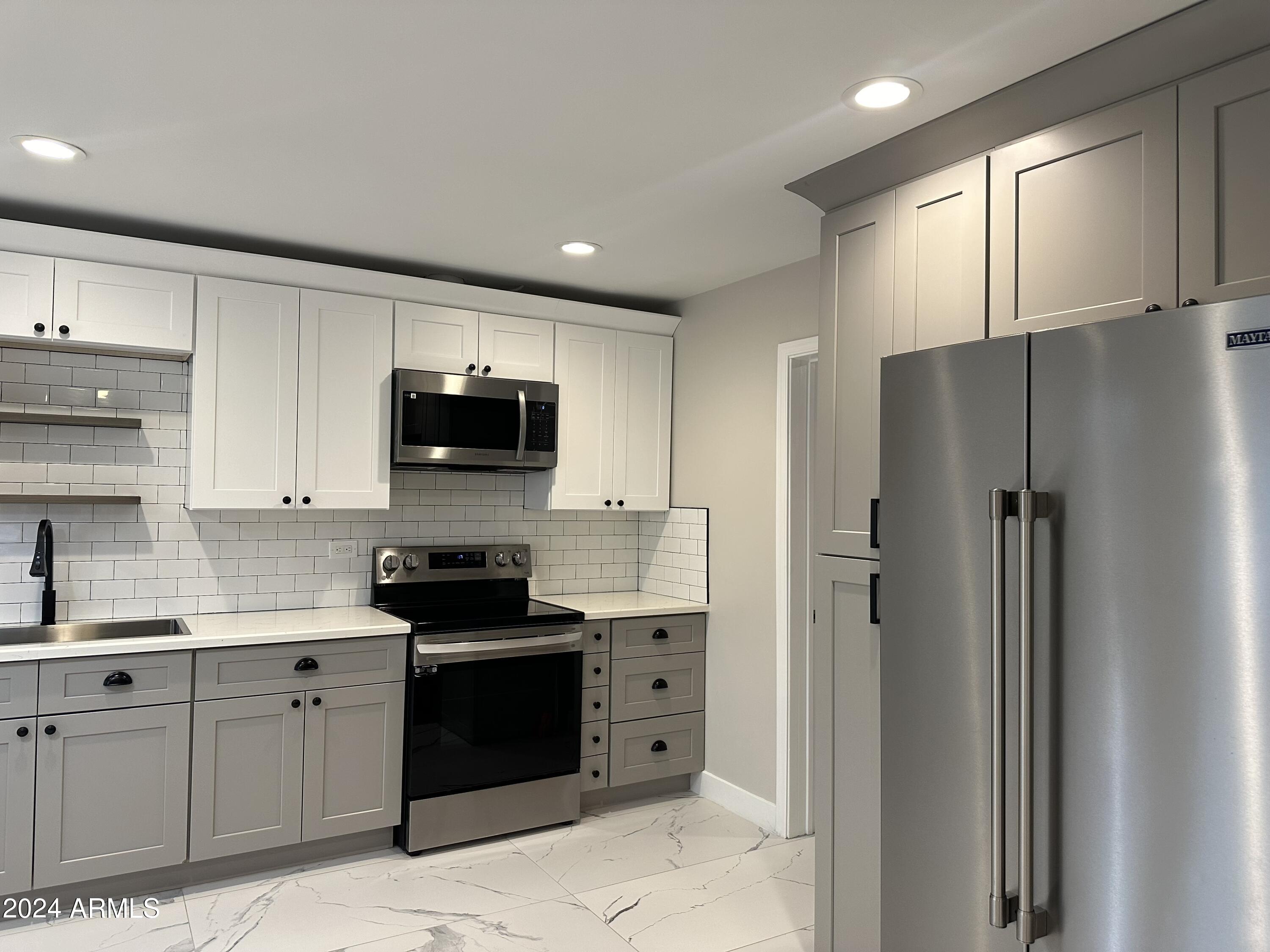 DESERT WELLS AMD - Residential