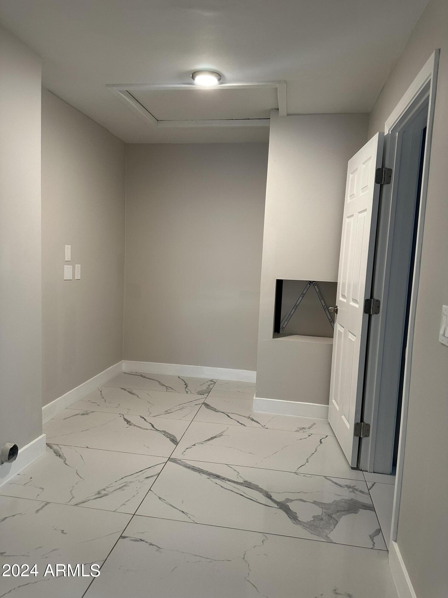 DESERT WELLS AMD - Residential