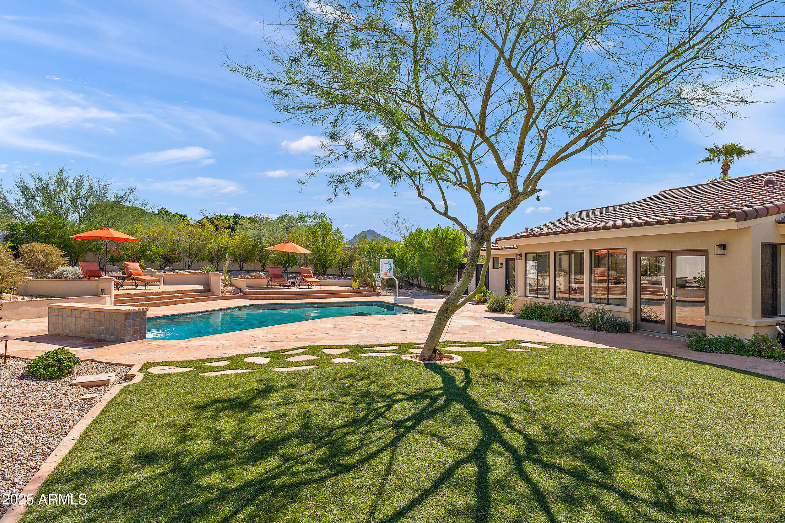 MIRADA LOS ARCOS PHASE 1 - Residential