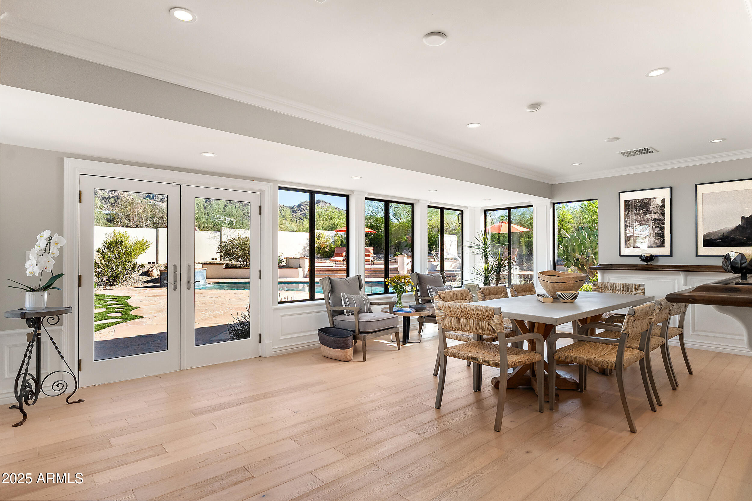 MIRADA LOS ARCOS PHASE 1 - Residential
