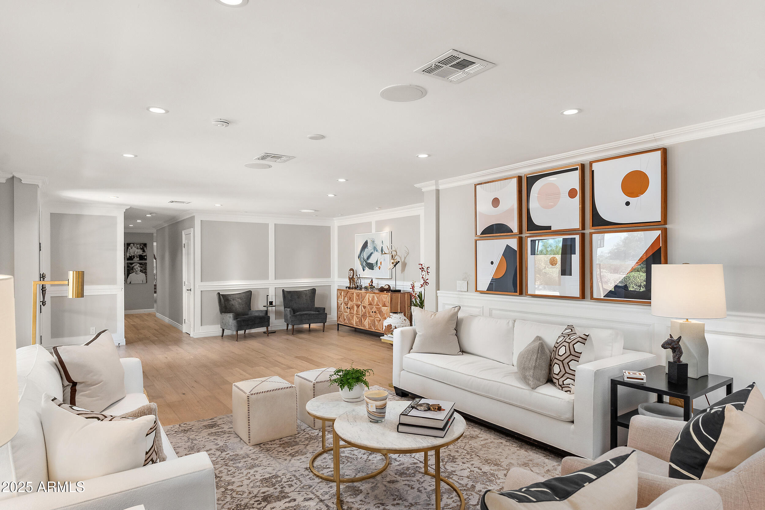 MIRADA LOS ARCOS PHASE 1 - Residential