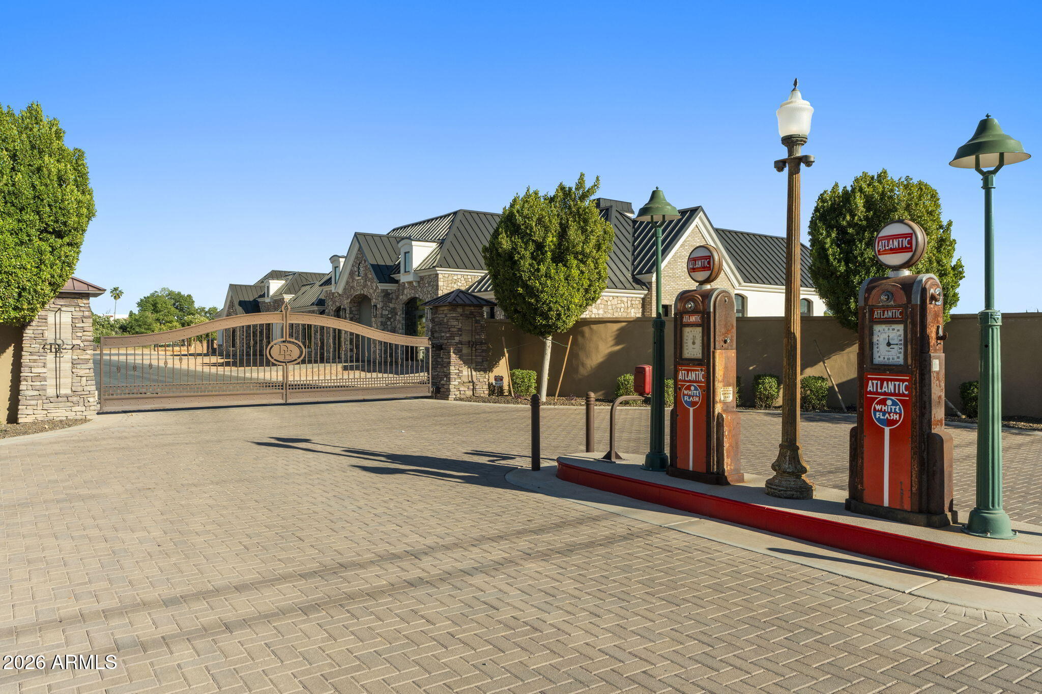 DeRoche Estates - Residential