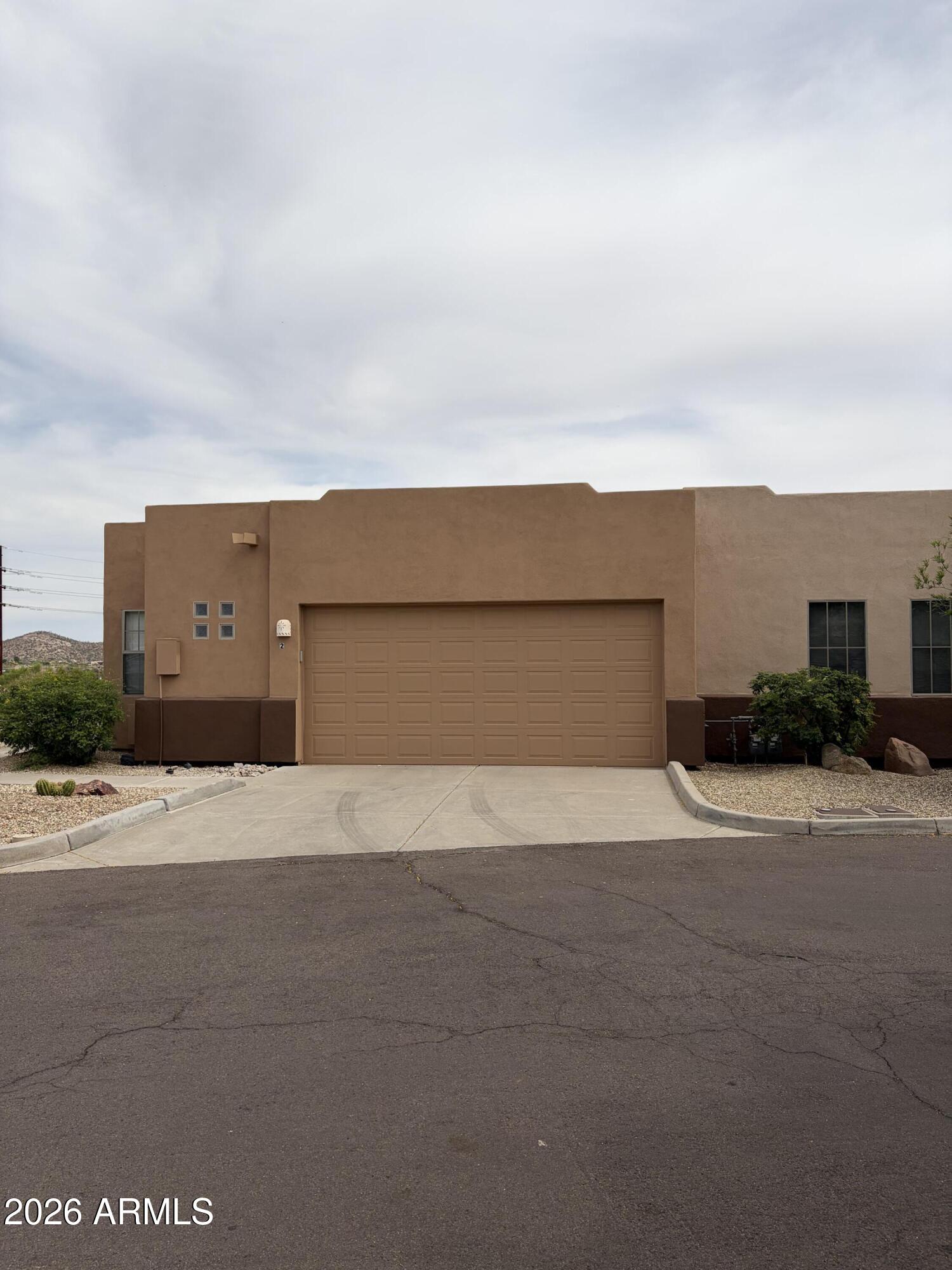 NORTHRIDGE VILLAS VARIOUS LOTS REPLAT - Residential
