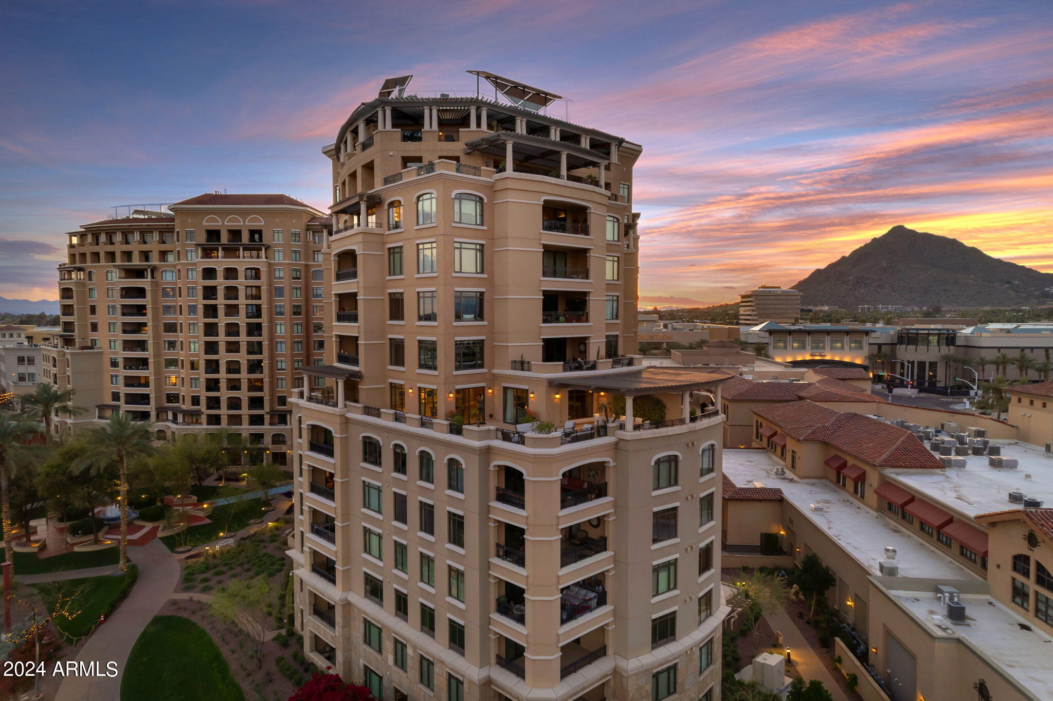 SCOTTSDALE WATERFRONT RESIDENCES CONDOMINIUM - Residential