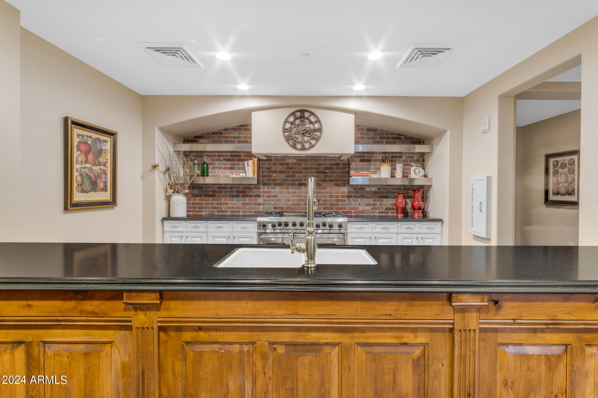 SCOTTSDALE WATERFRONT RESIDENCES CONDOMINIUM - Residential