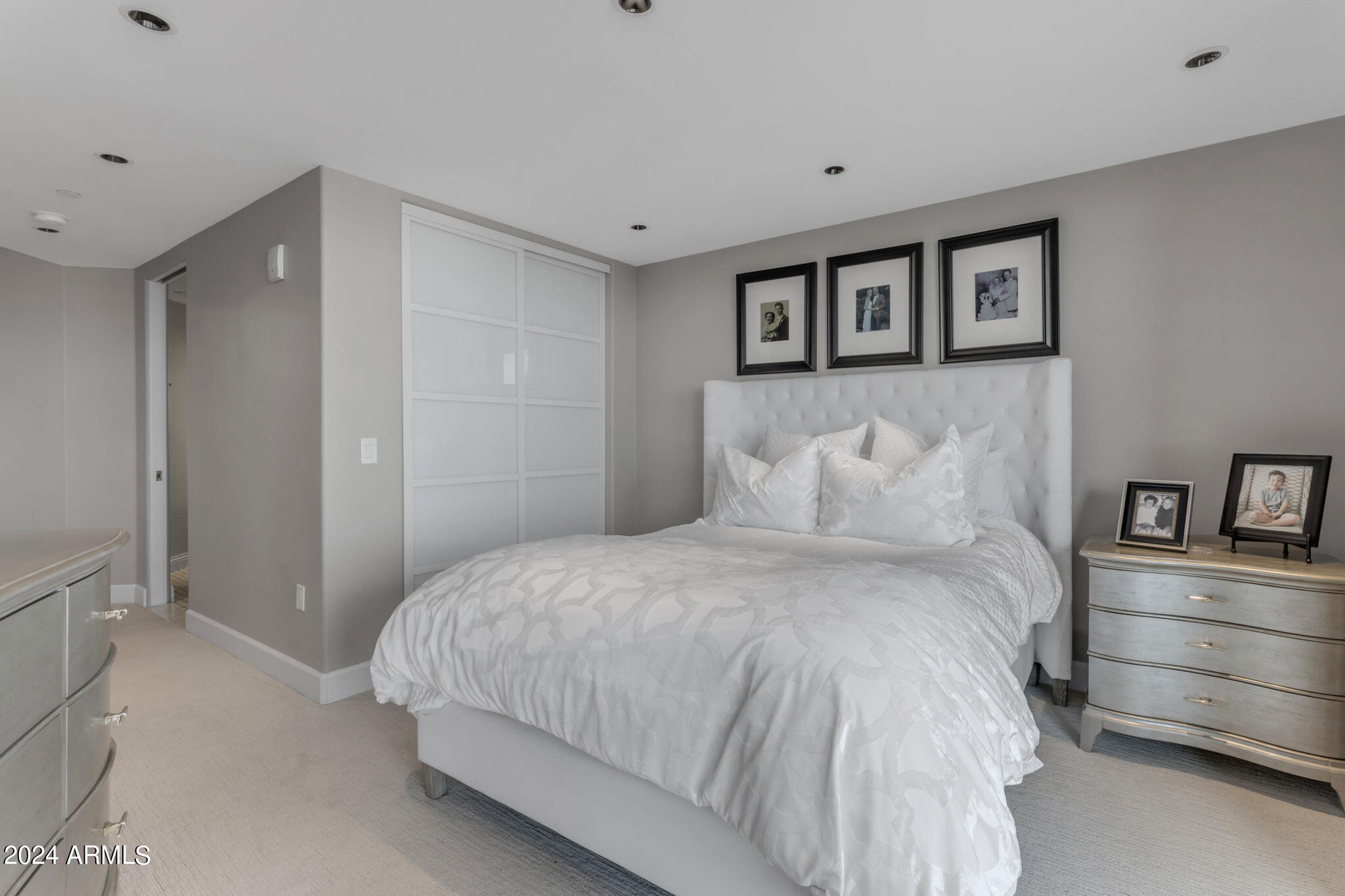 SCOTTSDALE WATERFRONT RESIDENCES CONDOMINIUM - Residential