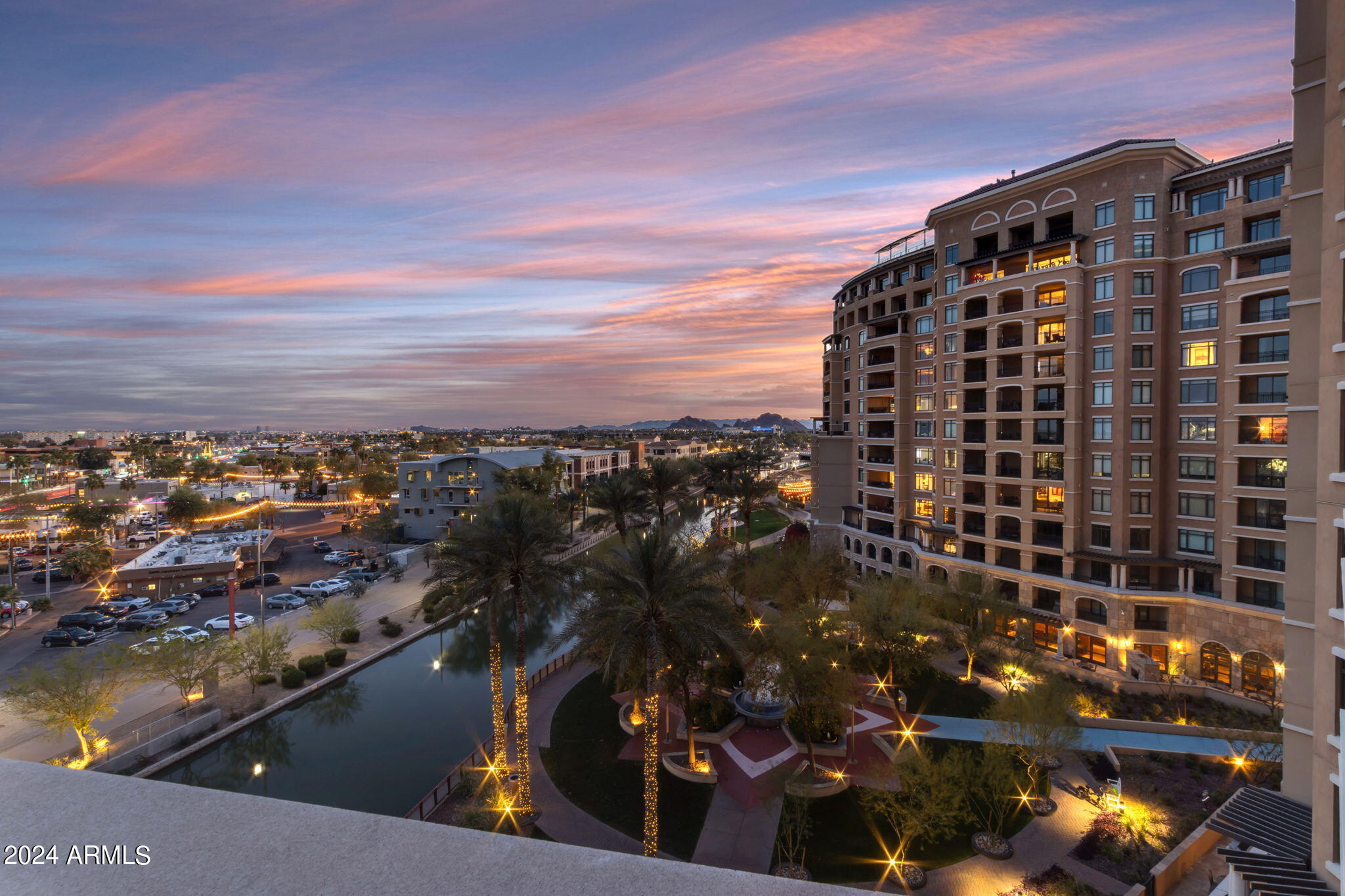 SCOTTSDALE WATERFRONT RESIDENCES CONDOMINIUM - Residential