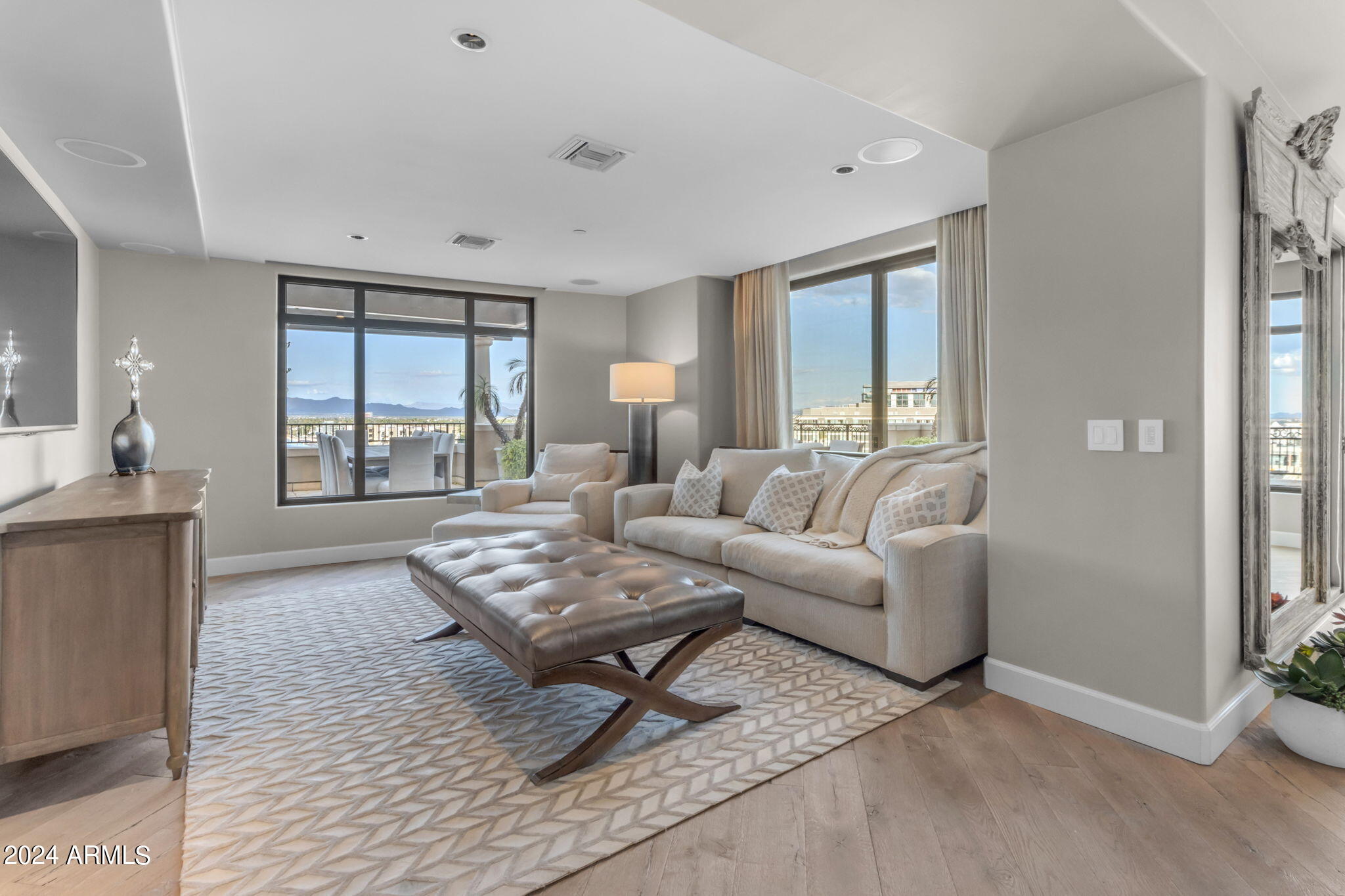 SCOTTSDALE WATERFRONT RESIDENCES CONDOMINIUM - Residential