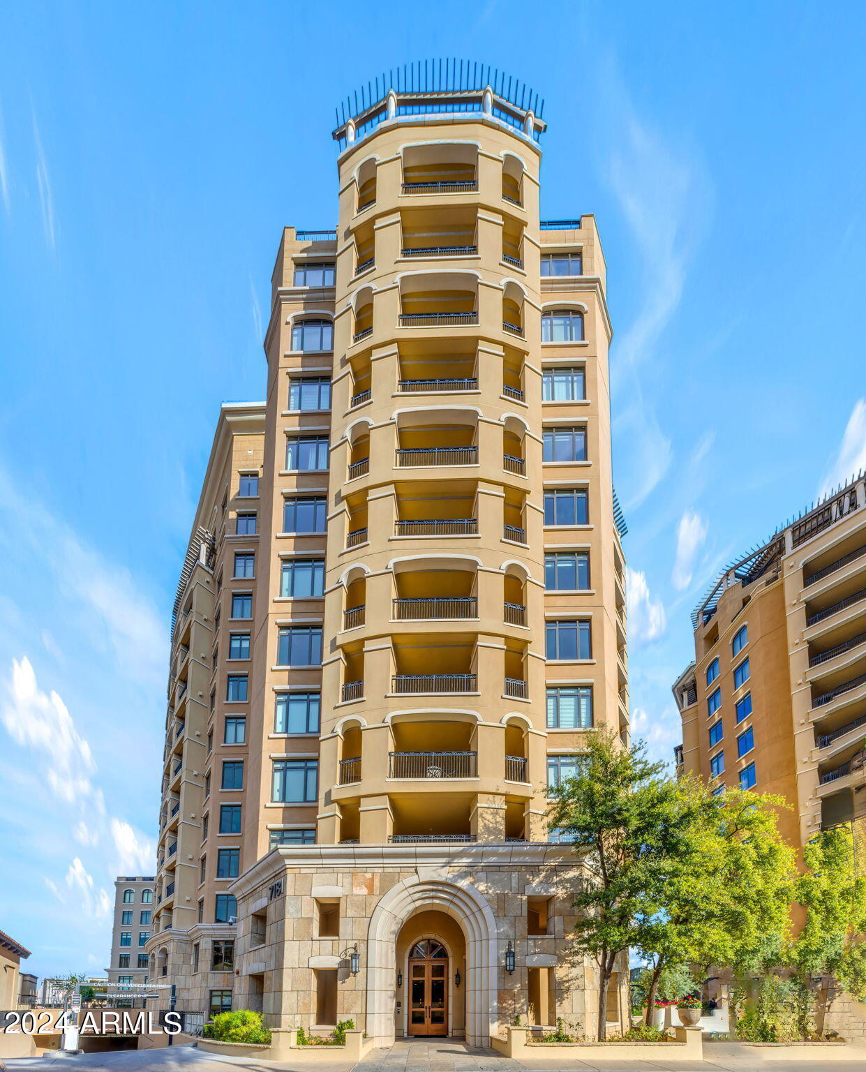 SCOTTSDALE WATERFRONT RESIDENCES CONDOMINIUM - Residential