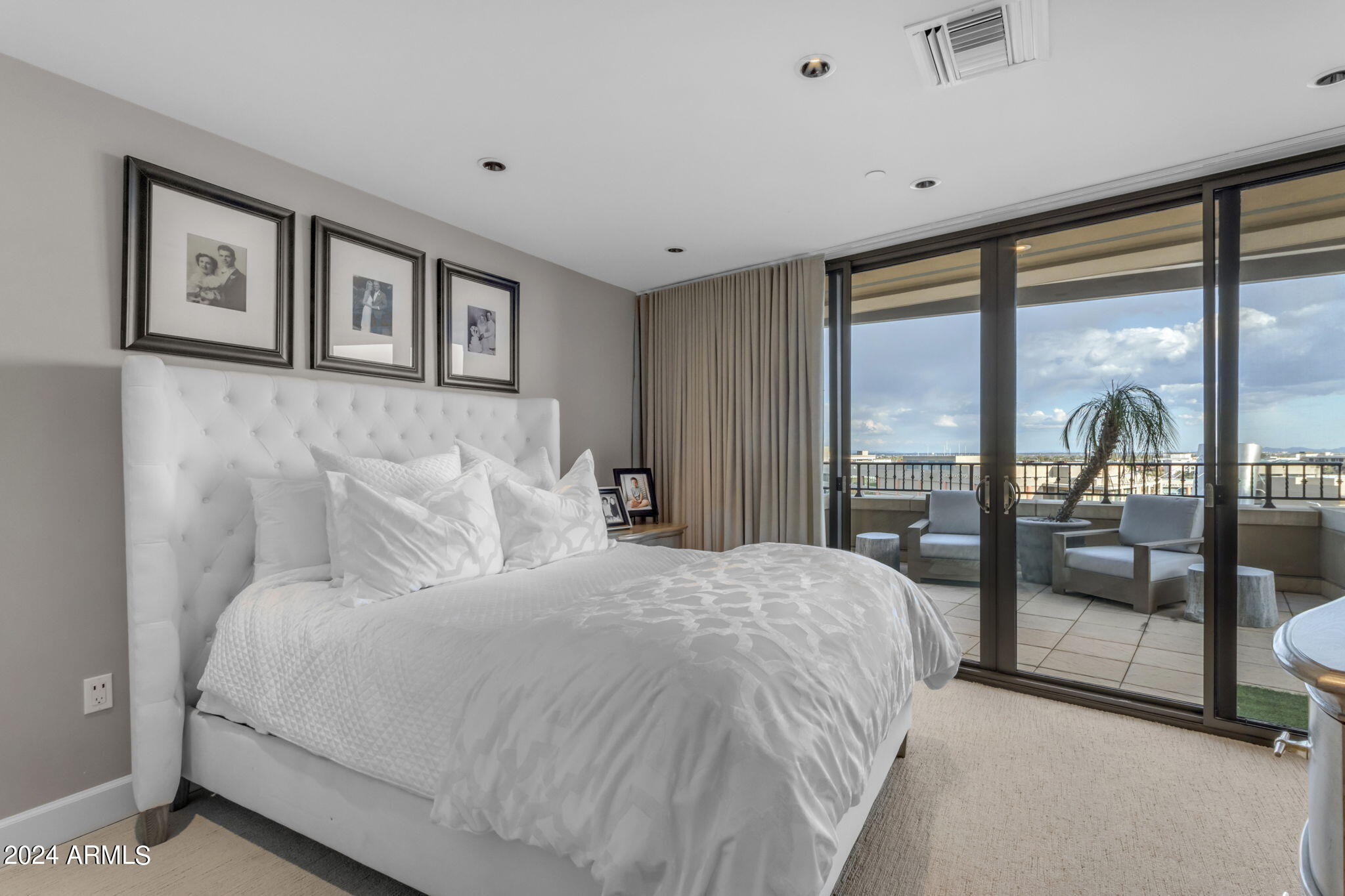SCOTTSDALE WATERFRONT RESIDENCES CONDOMINIUM - Residential