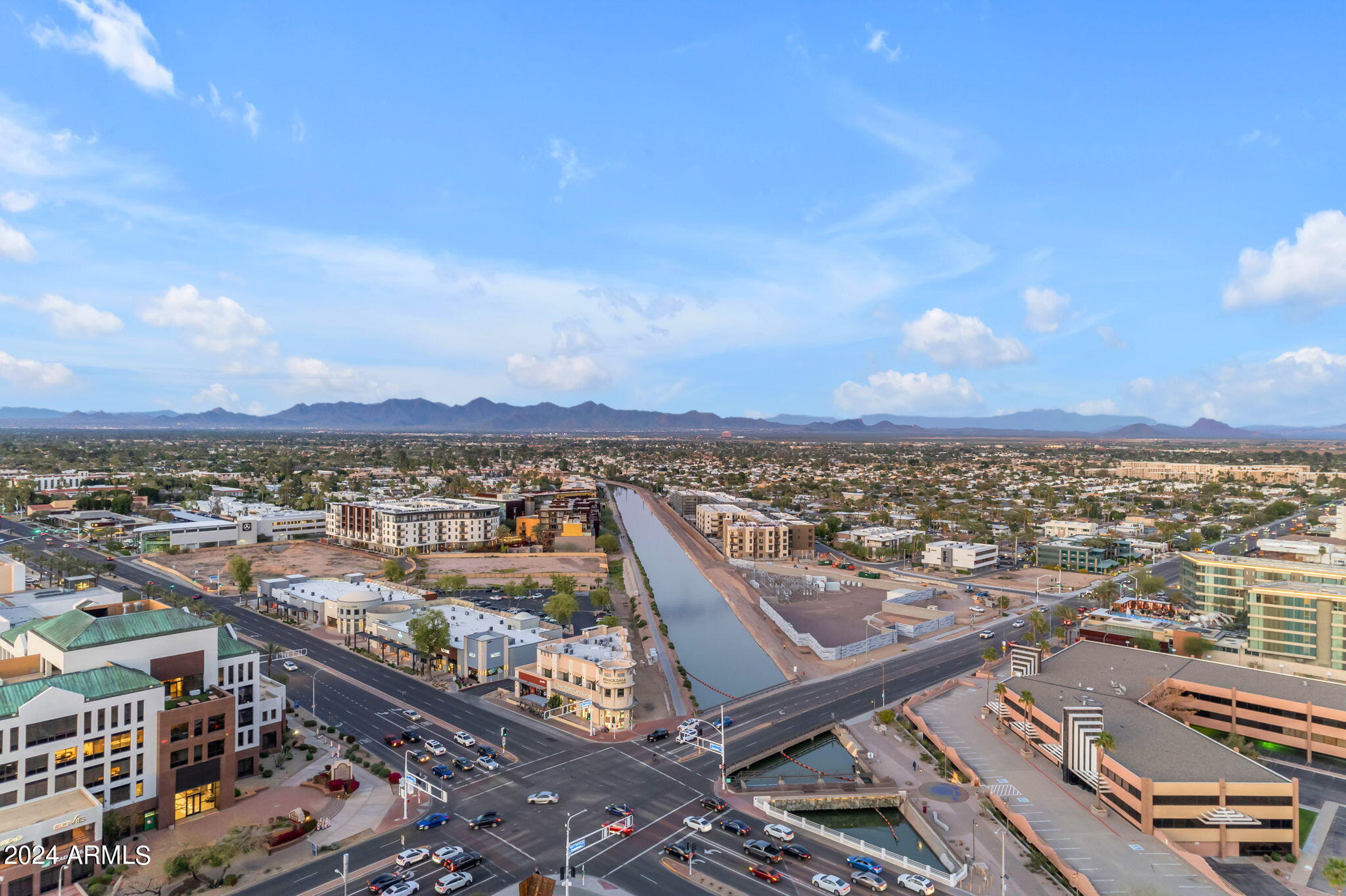 SCOTTSDALE WATERFRONT RESIDENCES CONDOMINIUM - Residential