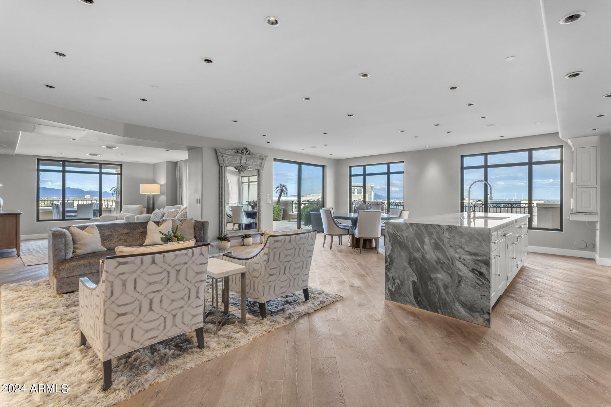 SCOTTSDALE WATERFRONT RESIDENCES CONDOMINIUM - Residential