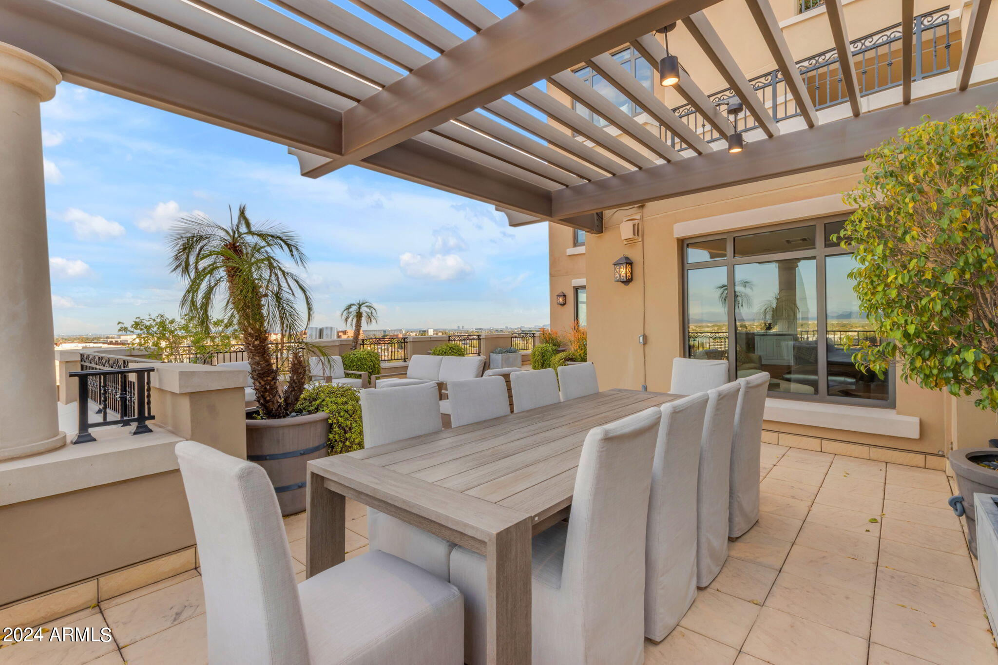 SCOTTSDALE WATERFRONT RESIDENCES CONDOMINIUM - Residential