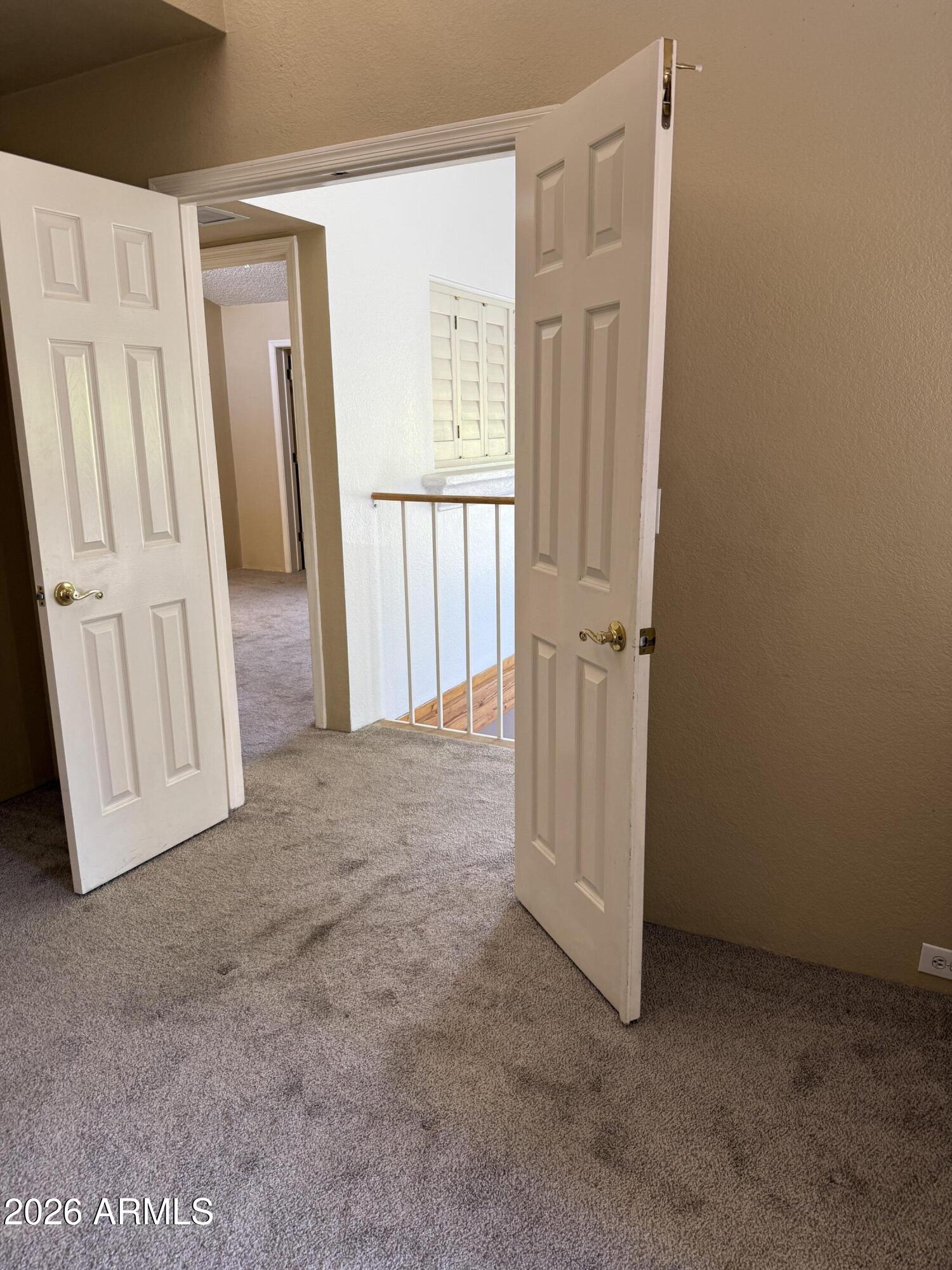 POINTE SOUTH MOUNTAIN UNIT 4 AMD - Residential Lease