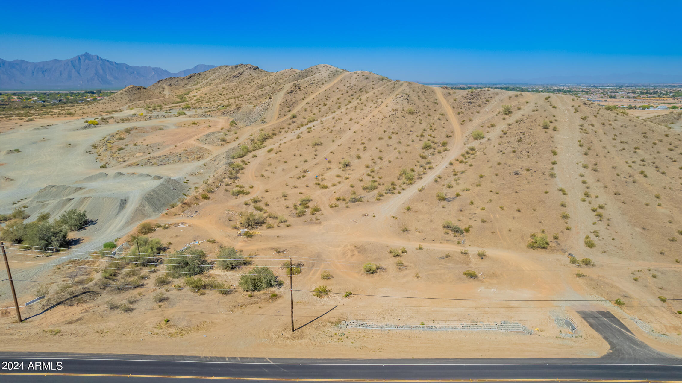 BUY THIS WITH ADJACENT 4.6 AC LOT MLS 6997579 AT HUGE DISCOUNT!  desert lots with sweeping panoramic views of city lights and surrounding mountains!
Wake up to breathtaking sunrises over the Superstitions and unwind with stunning sunsets over the Estrella's. The South MT Preserve is literally your backyard, offering endless hiking and natural beauty right outside your door.
Perfectly situated in a central location -- just minutes from the East and West Valley, major freeways, Sky Harbor Airport, downtown Phoenix, ASU.
Two separate parcels are available, each with convenient access. Build your dream home and enjoy peace, privacy,the feeling of being far from the city -- while staying close to everything.
Spacious lots like these, with incredible mountain and city views, are rare. No HOA