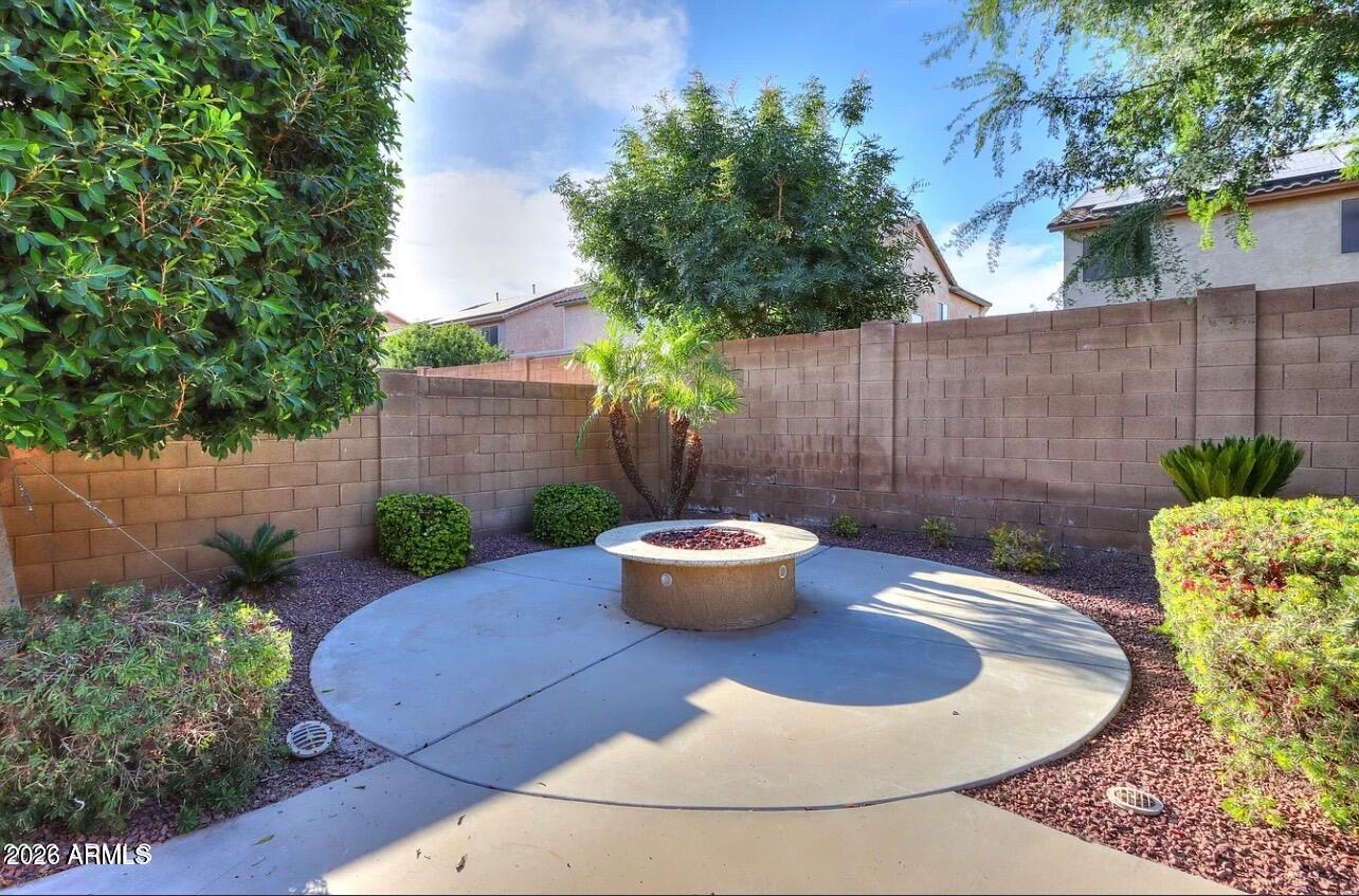 ANTHEM AT MERRILL RANCH UNIT 13 - Residential Lease