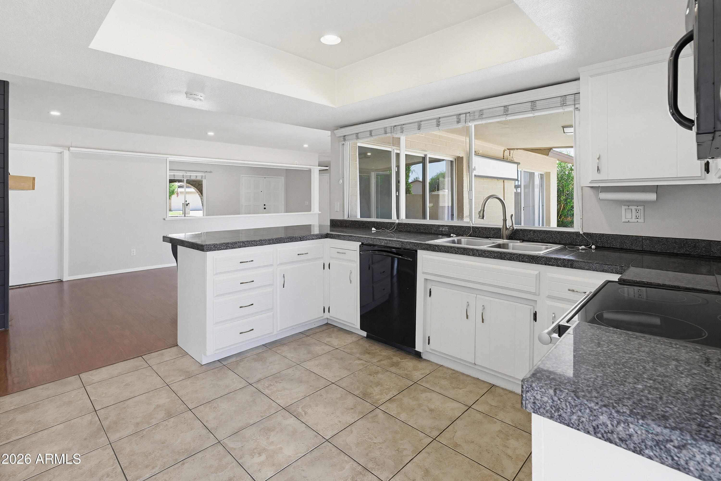 NORTHERN PALMS UNIT 3 - Residential