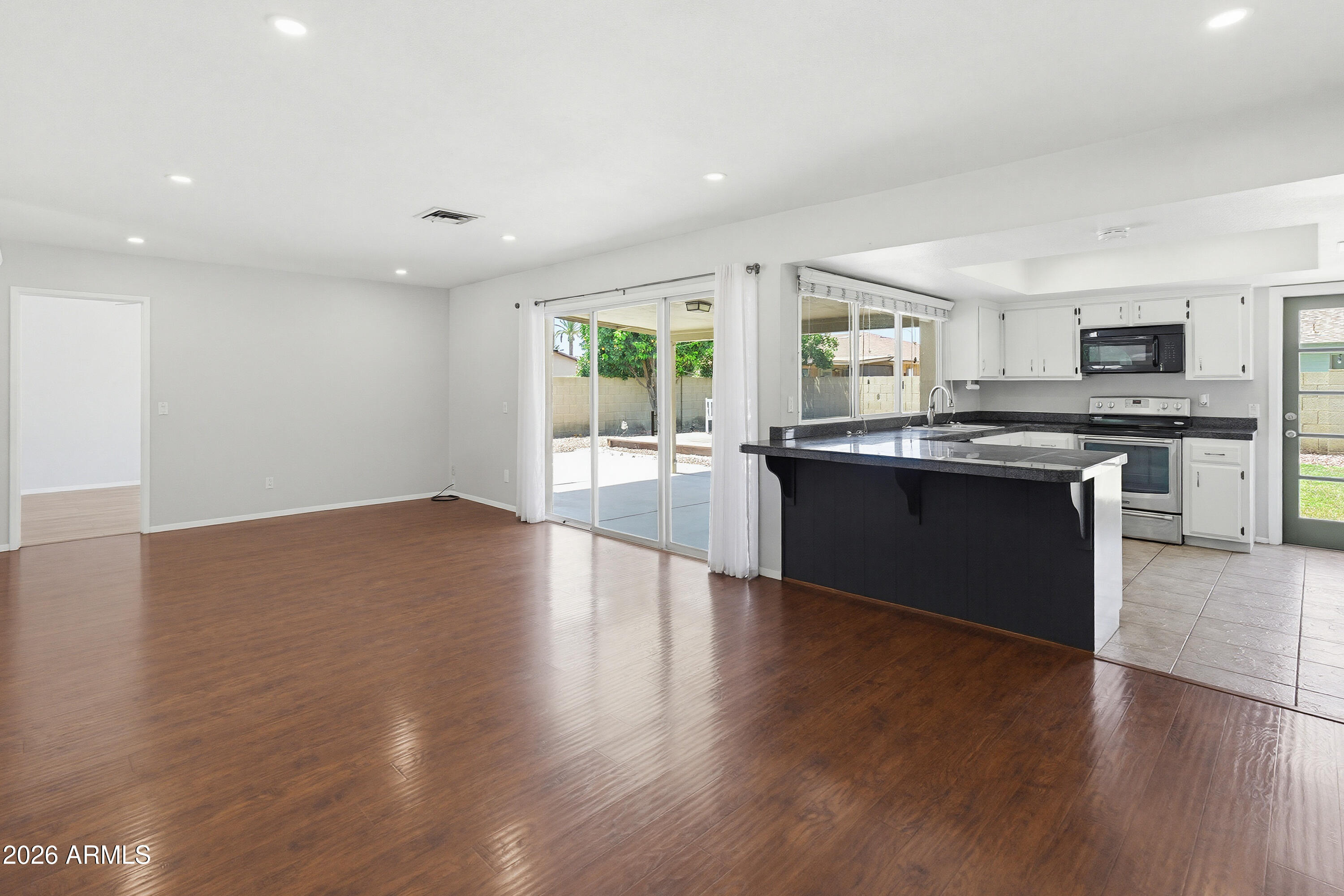 NORTHERN PALMS UNIT 3 - Residential