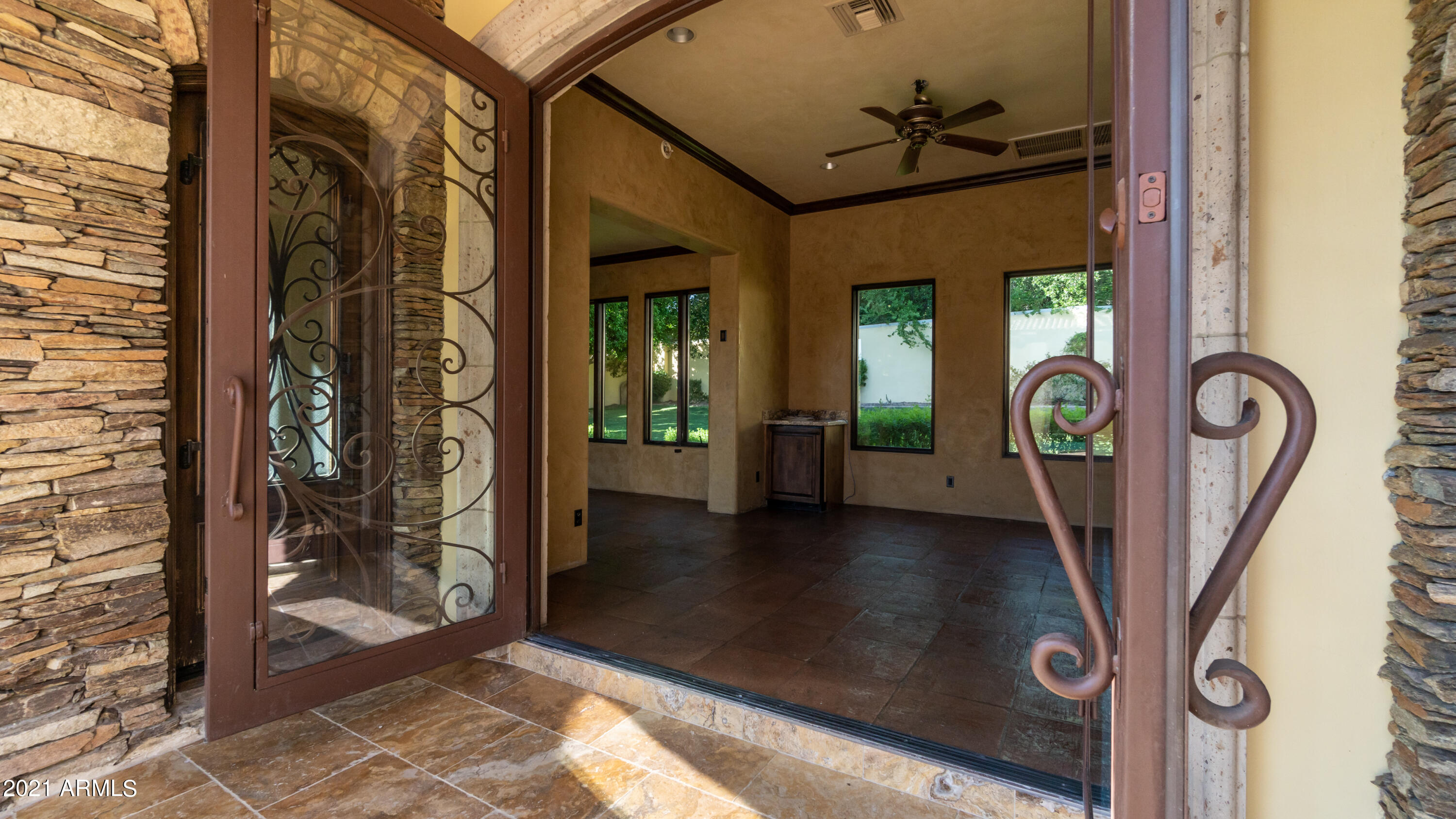 VINEYARDS AT ARCADIA - Residential