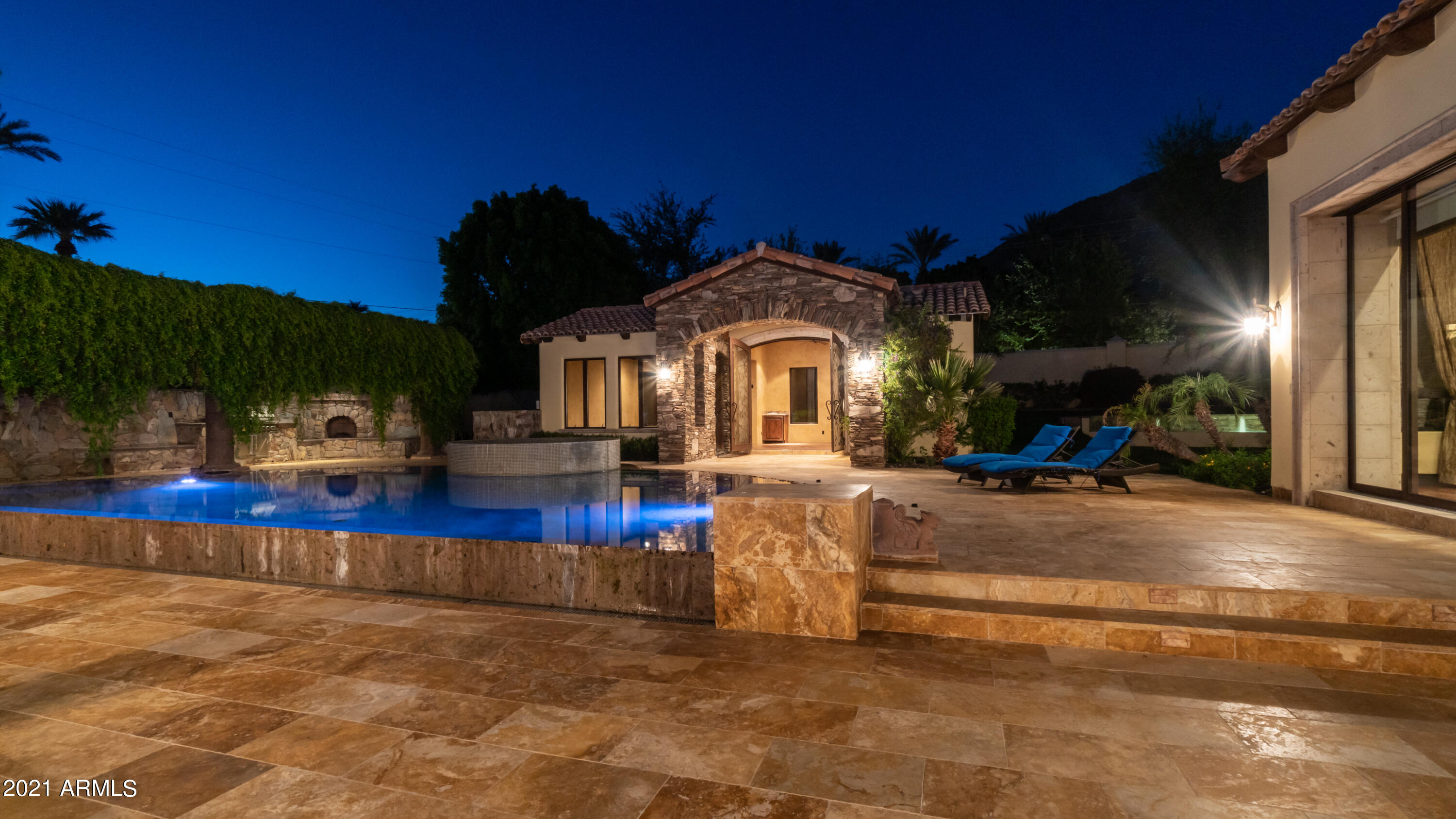 VINEYARDS AT ARCADIA - Residential