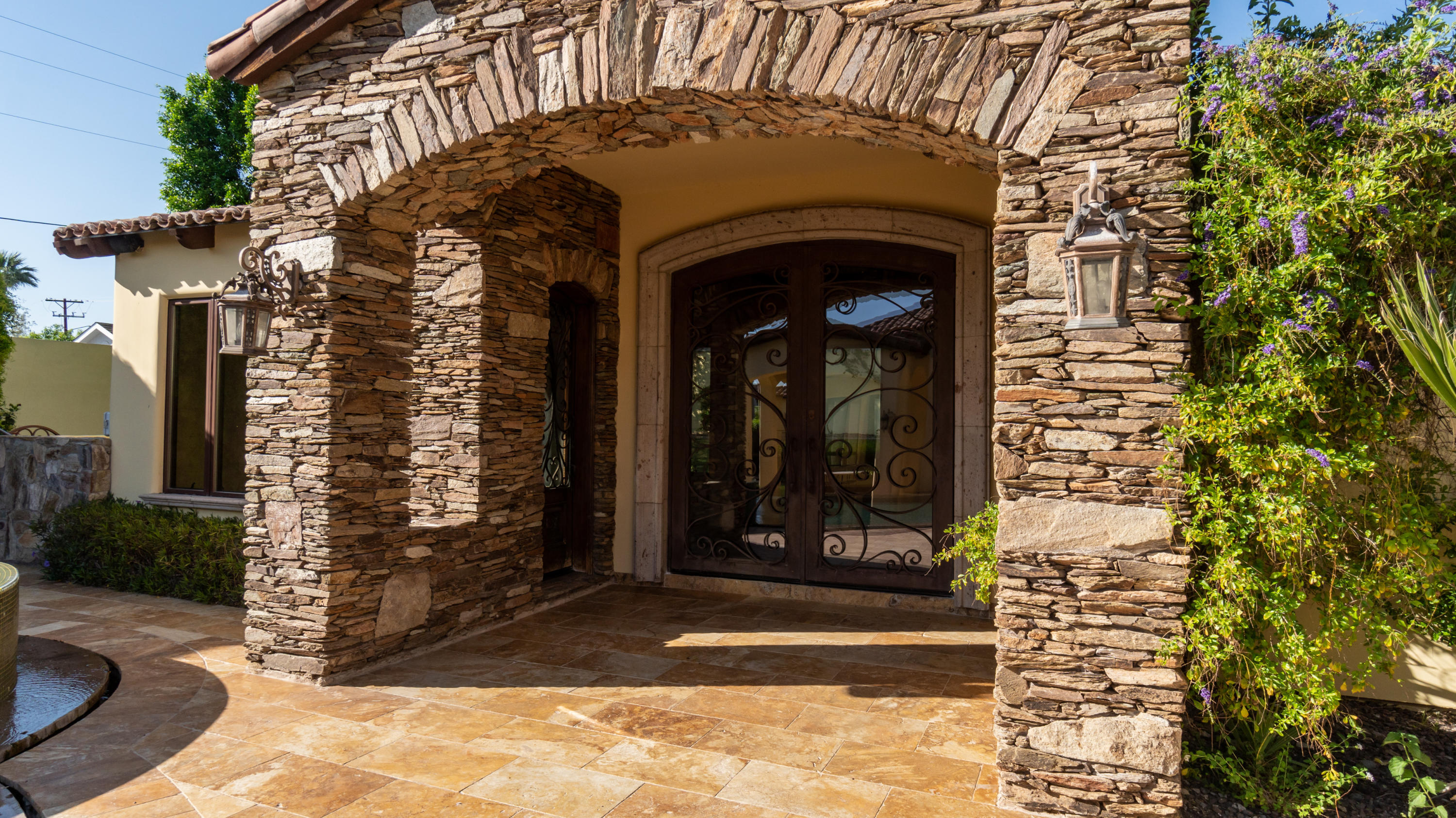 VINEYARDS AT ARCADIA - Residential