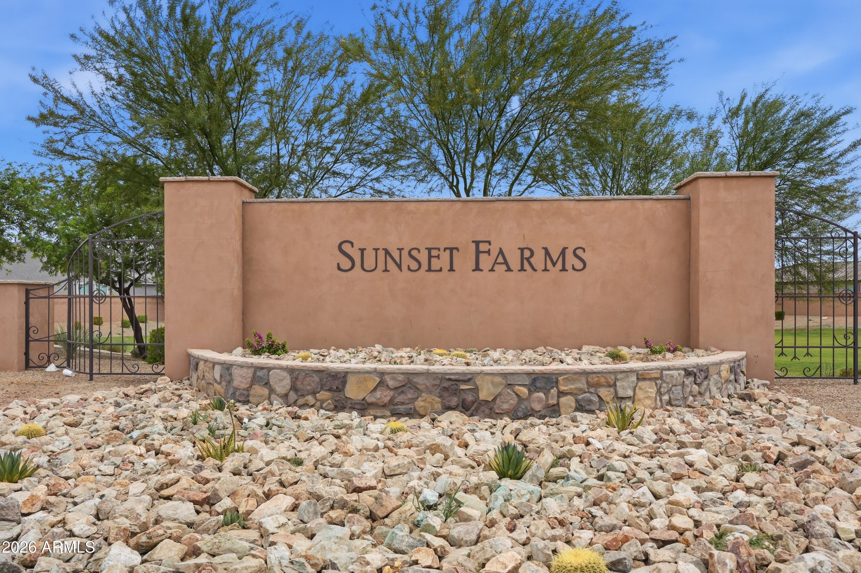 SUNSET FARMS UNIT 4 - Residential