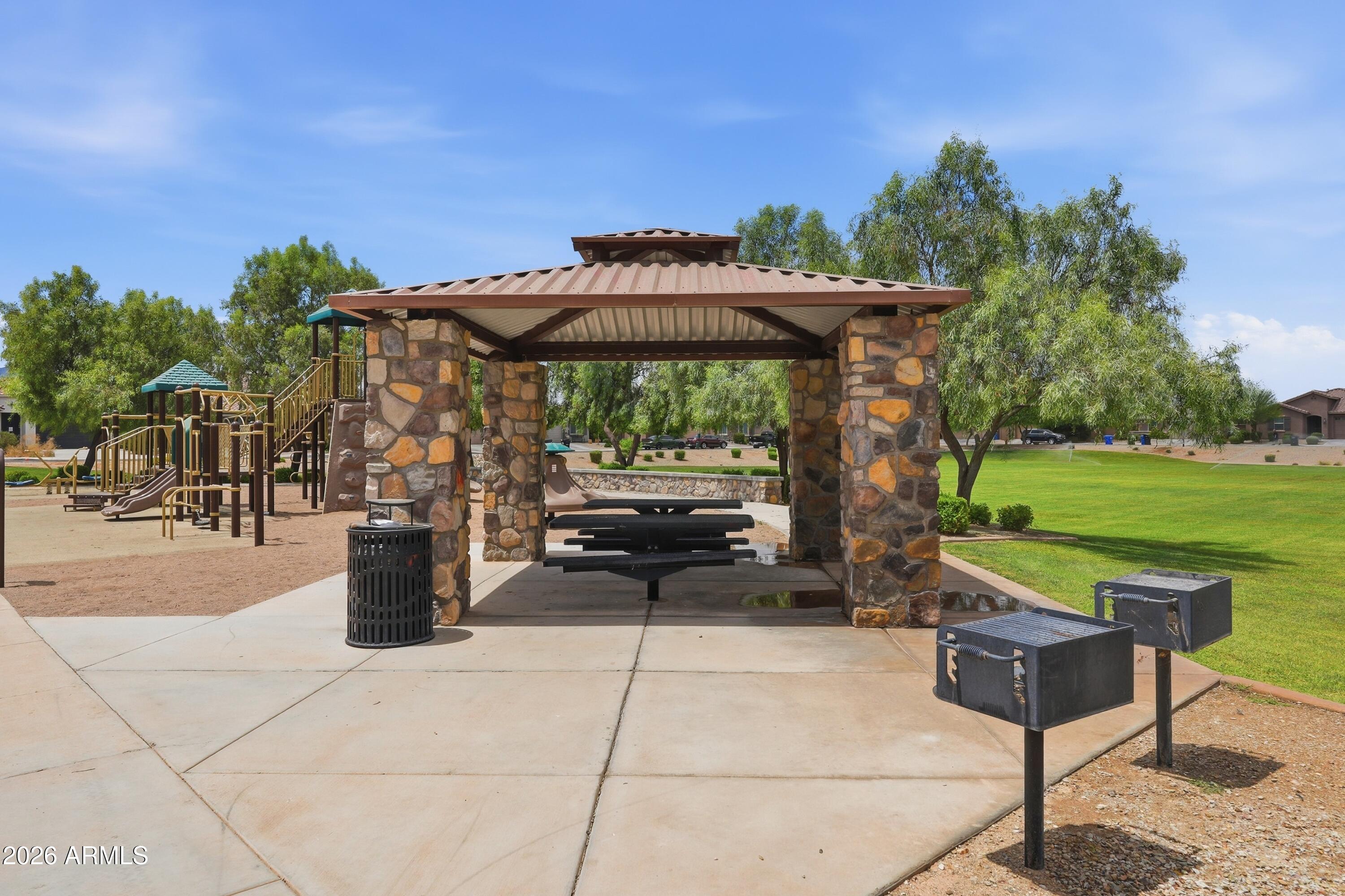 SUNSET FARMS UNIT 4 - Residential