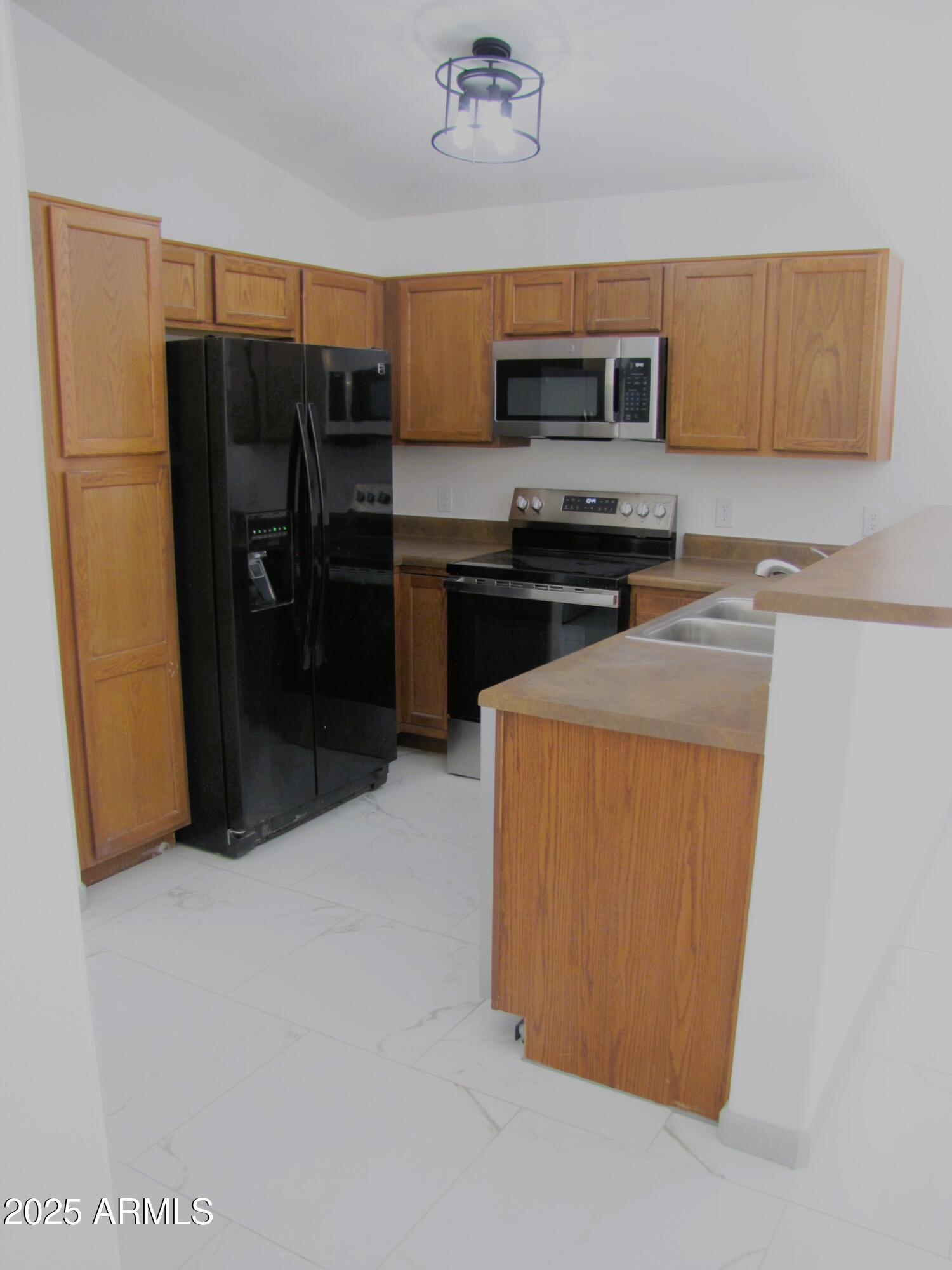 SILVERADO - Residential Lease