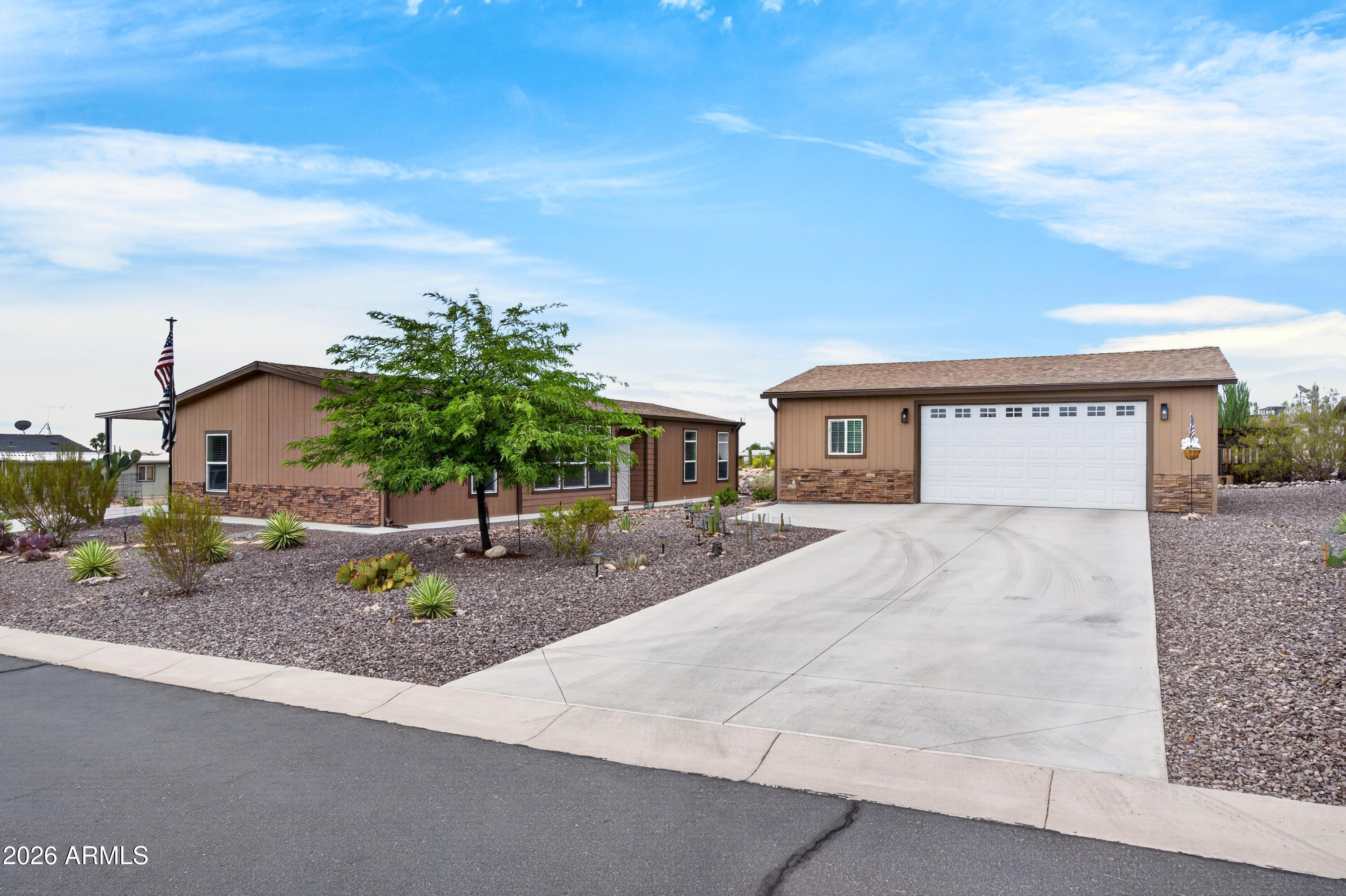 FLORENCE GARDENS - Residential