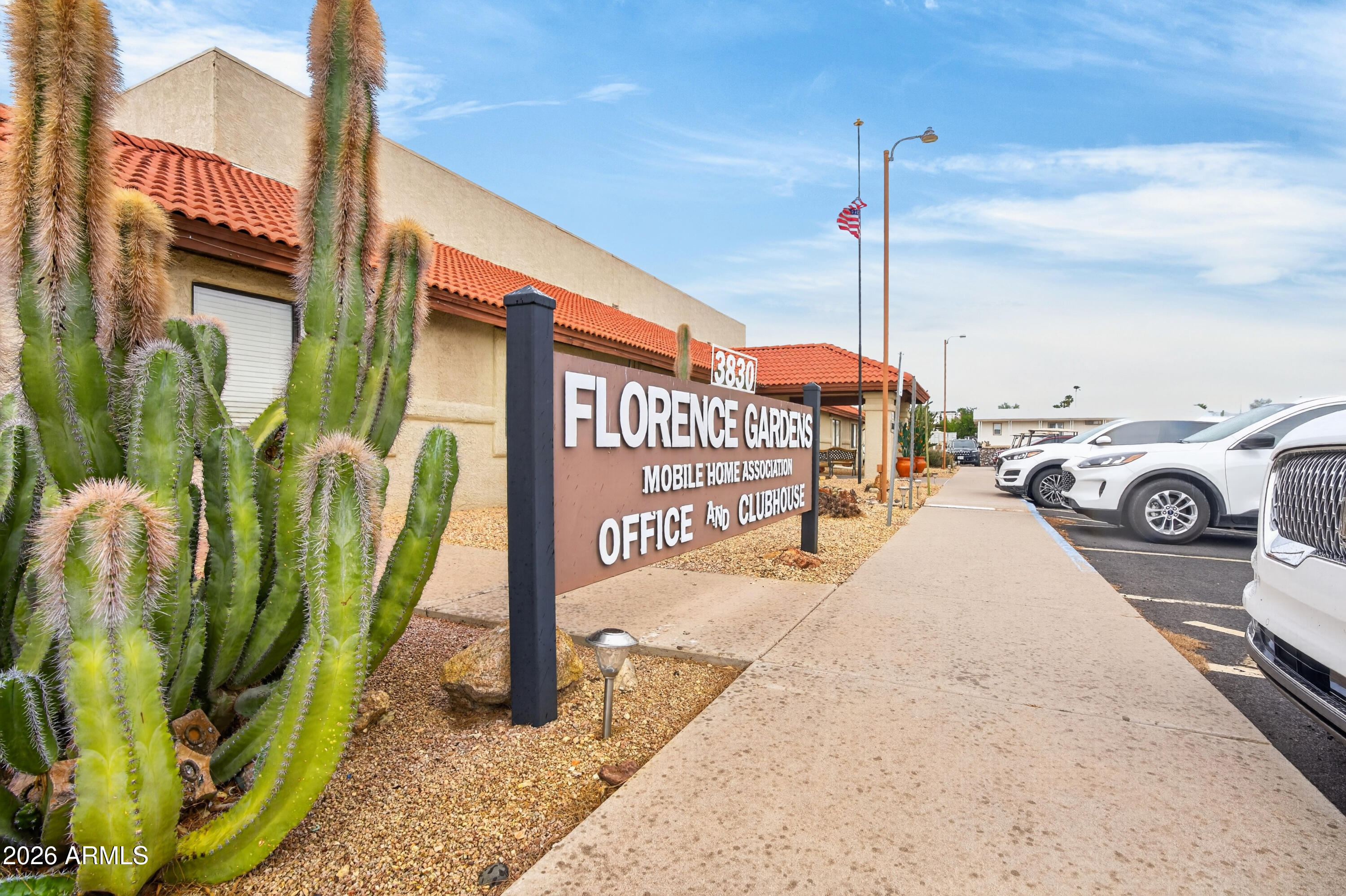FLORENCE GARDENS - Residential