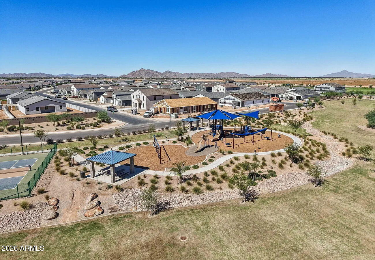AMARILLO CREEK - Residential