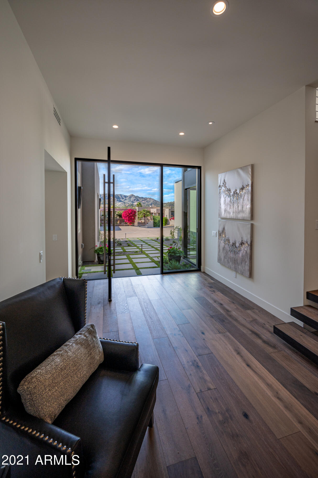 ECHO CANYON - Residential