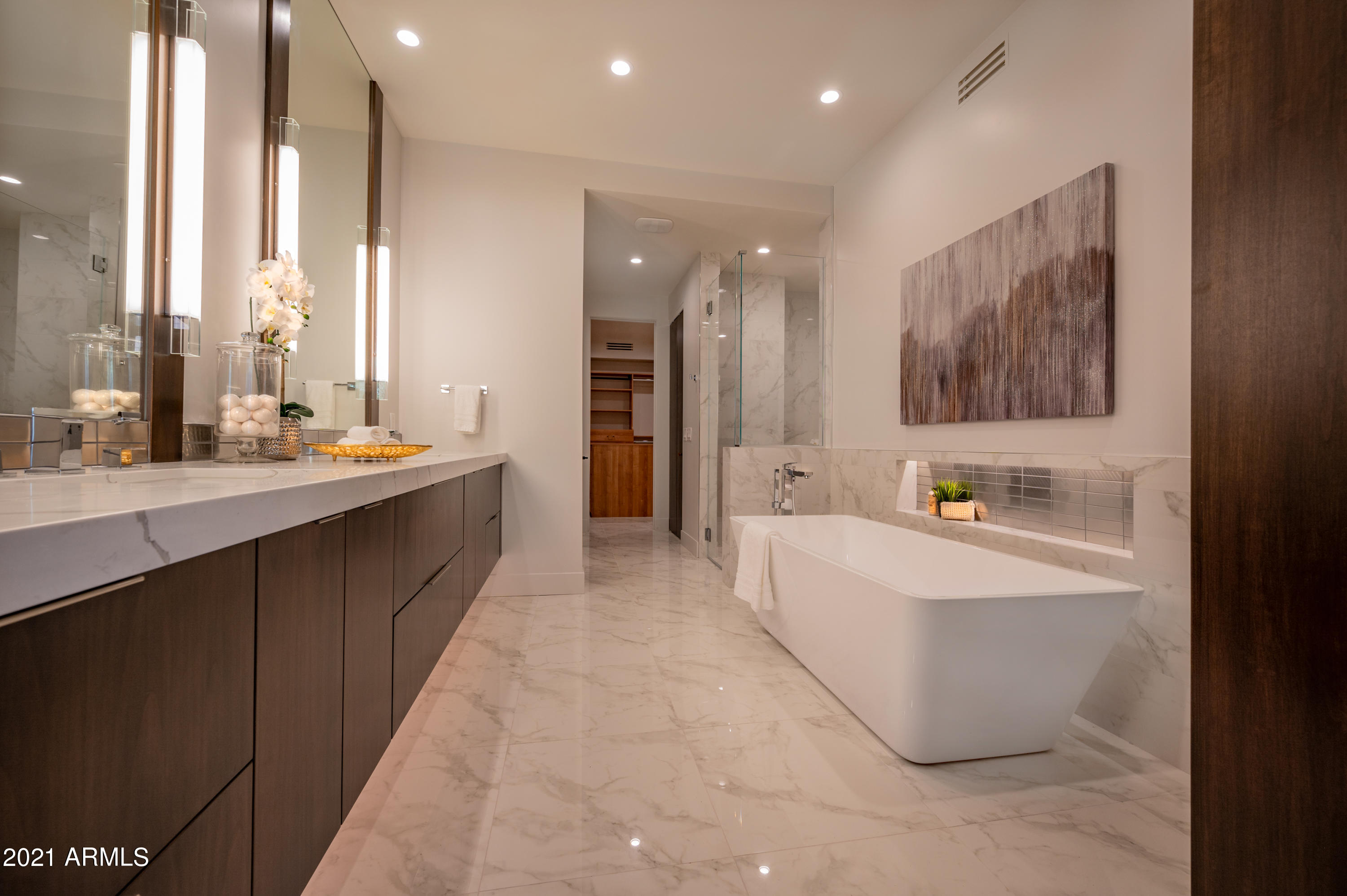 ECHO CANYON - Residential