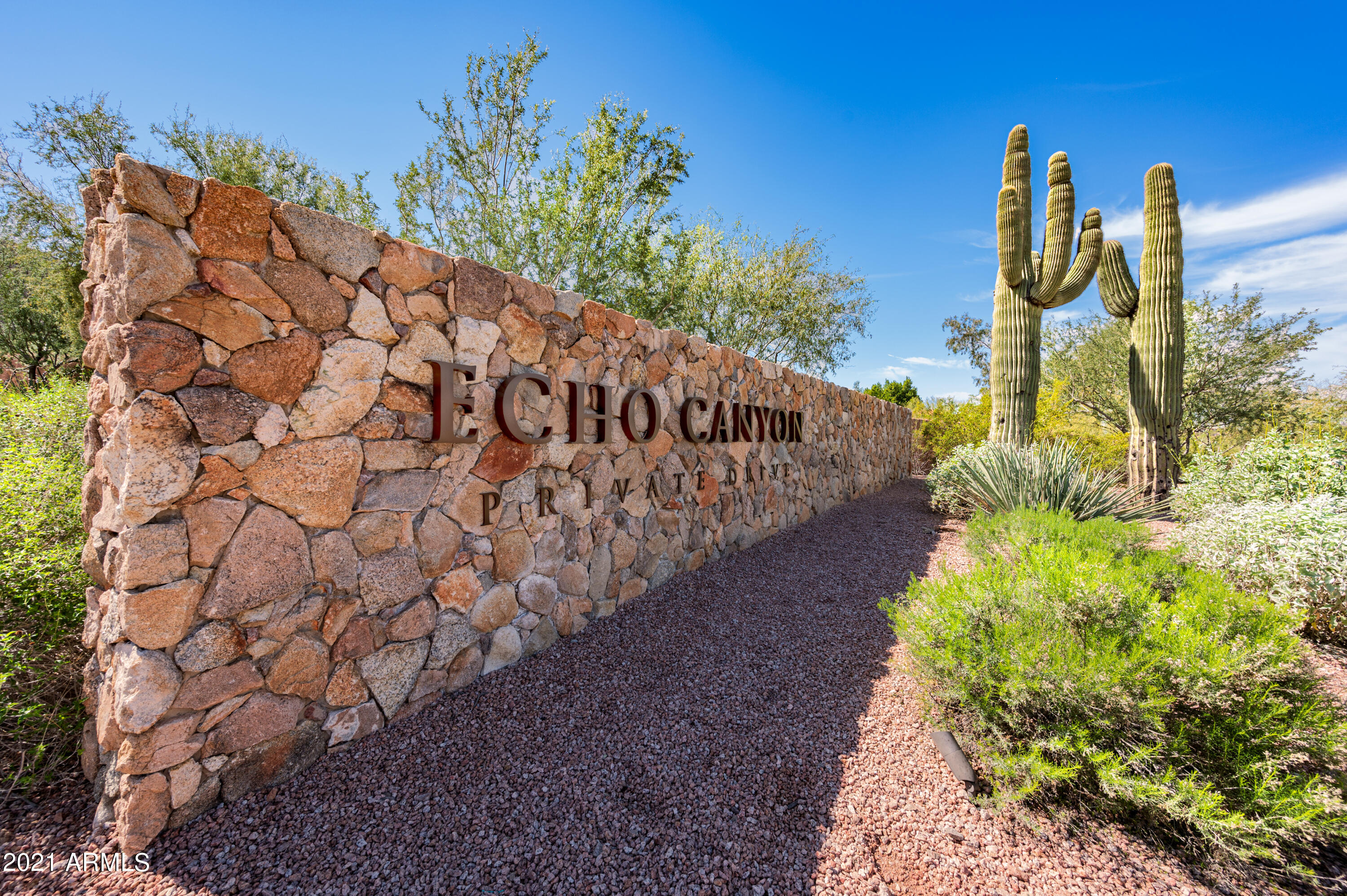 ECHO CANYON - Residential