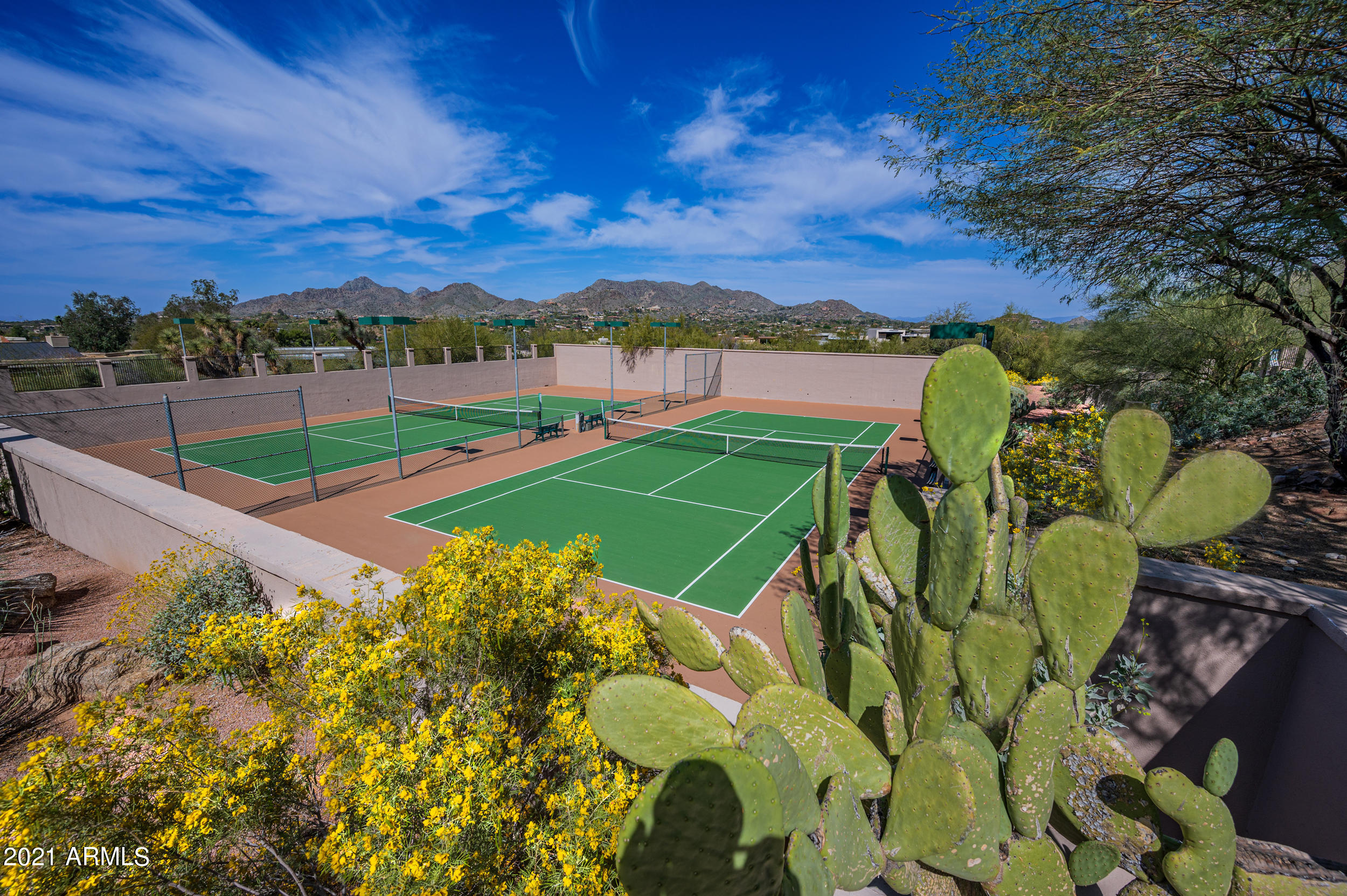 ECHO CANYON - Residential