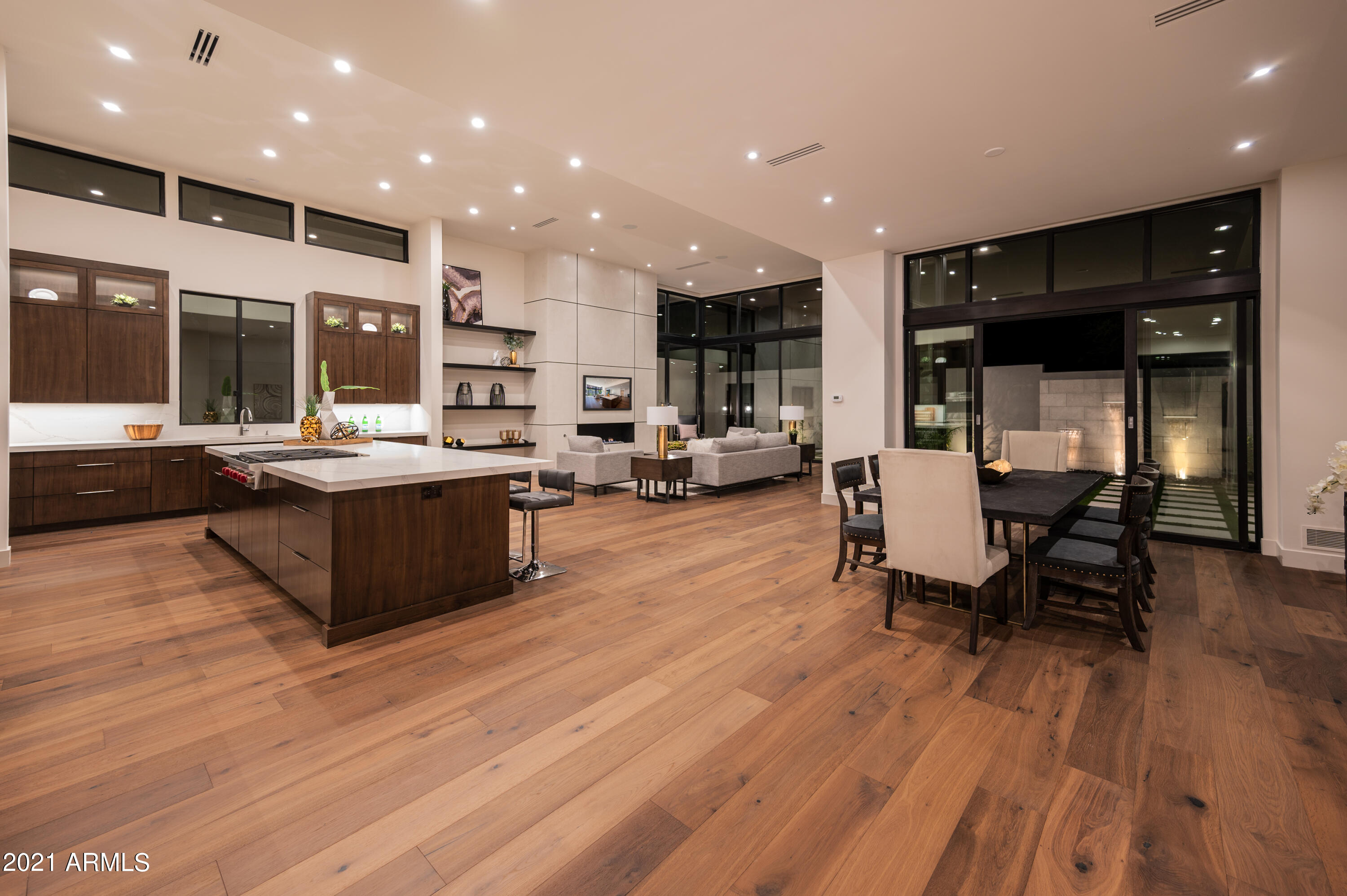 ECHO CANYON - Residential