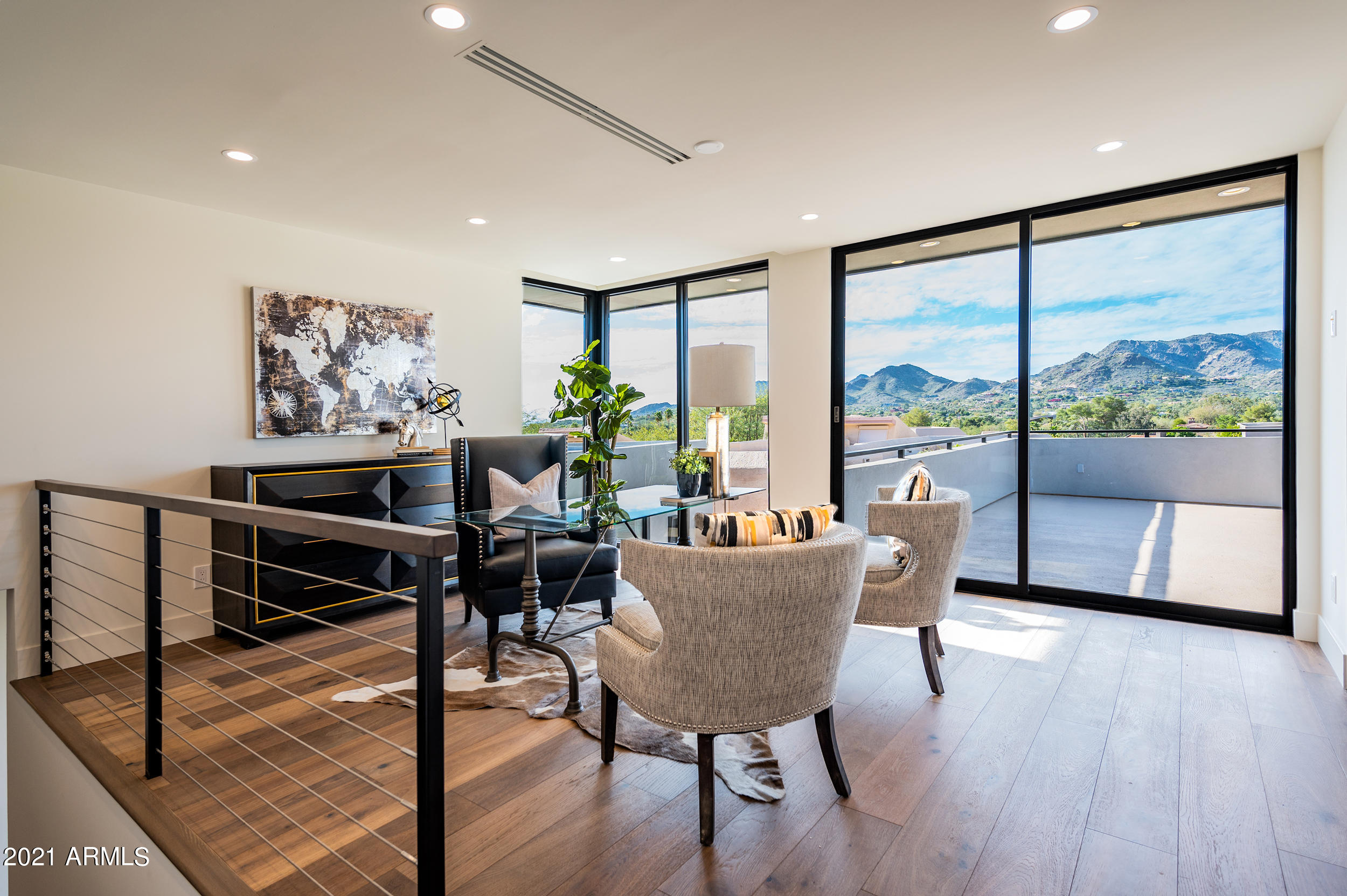 ECHO CANYON - Residential