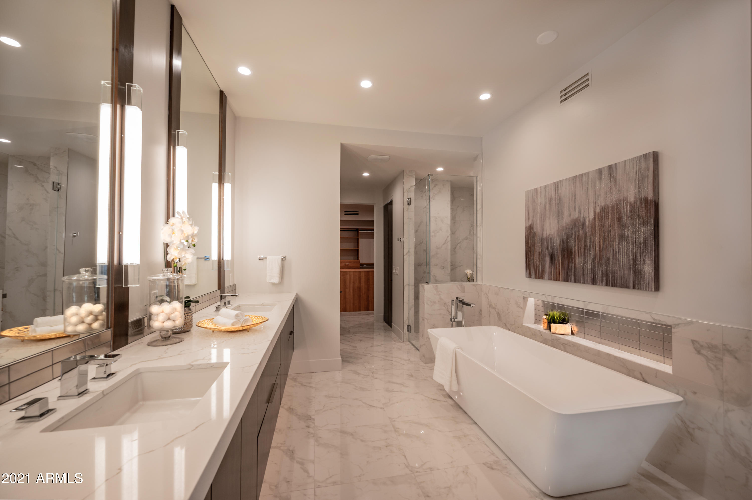 ECHO CANYON - Residential