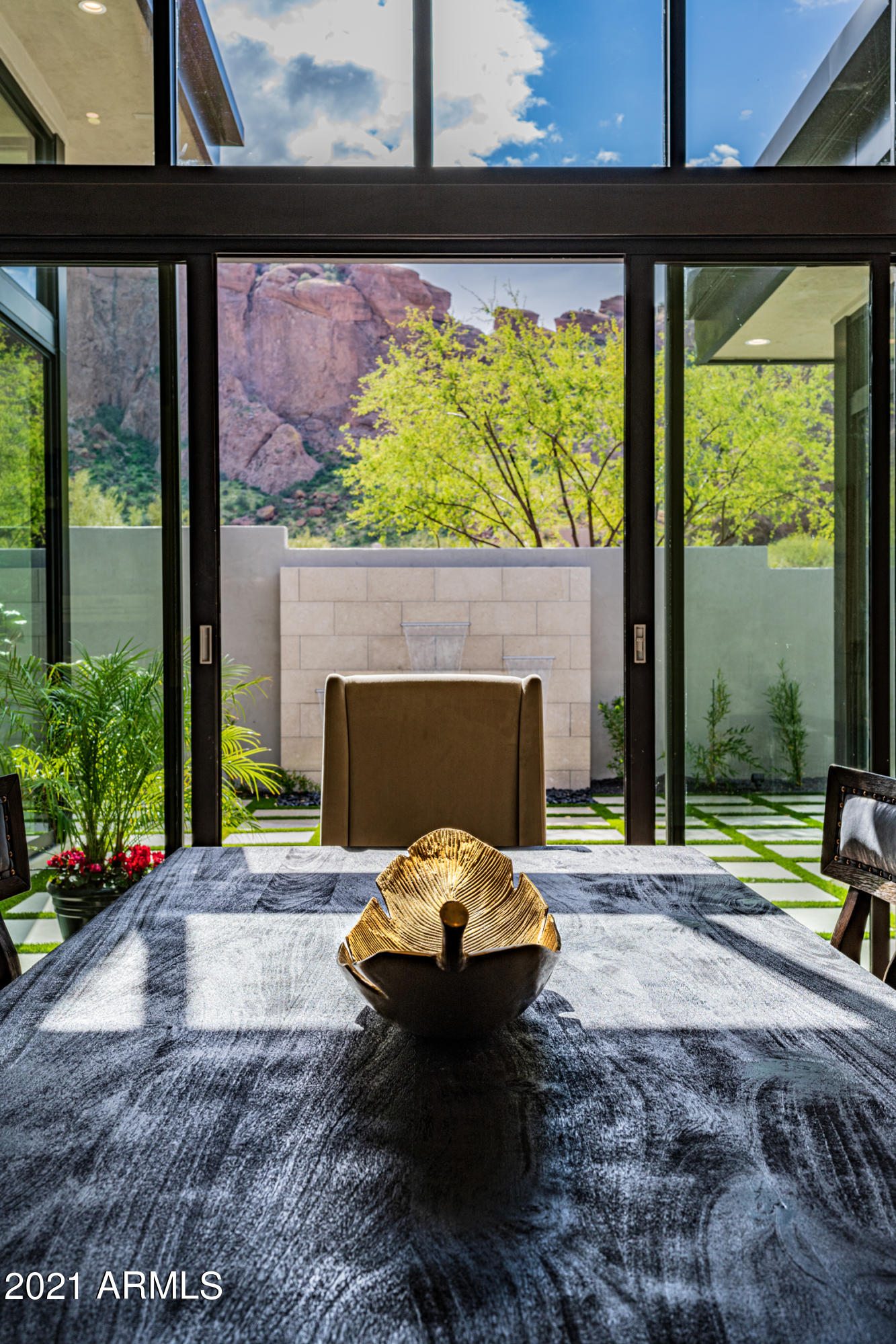 ECHO CANYON - Residential
