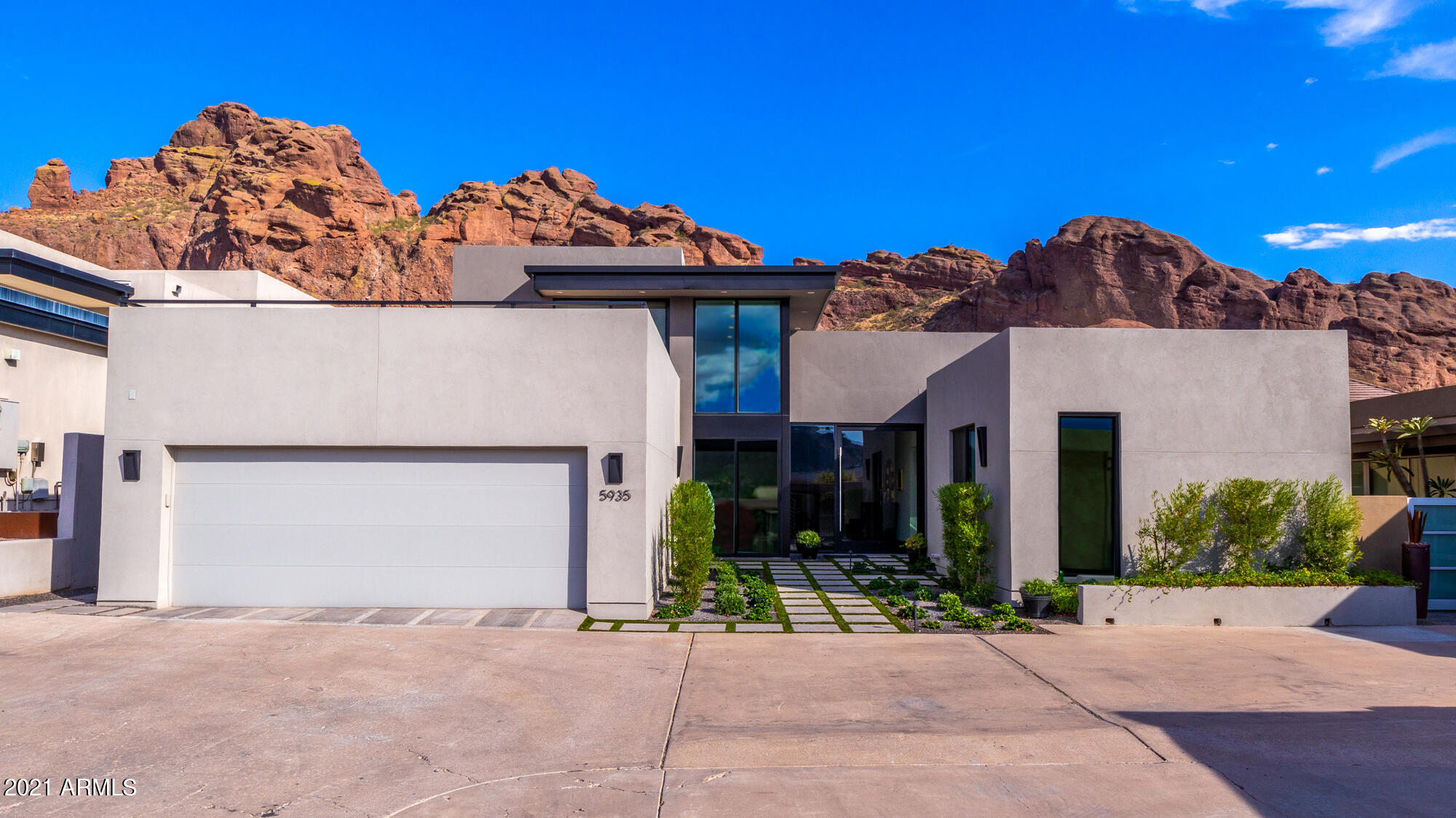 ECHO CANYON - Residential
