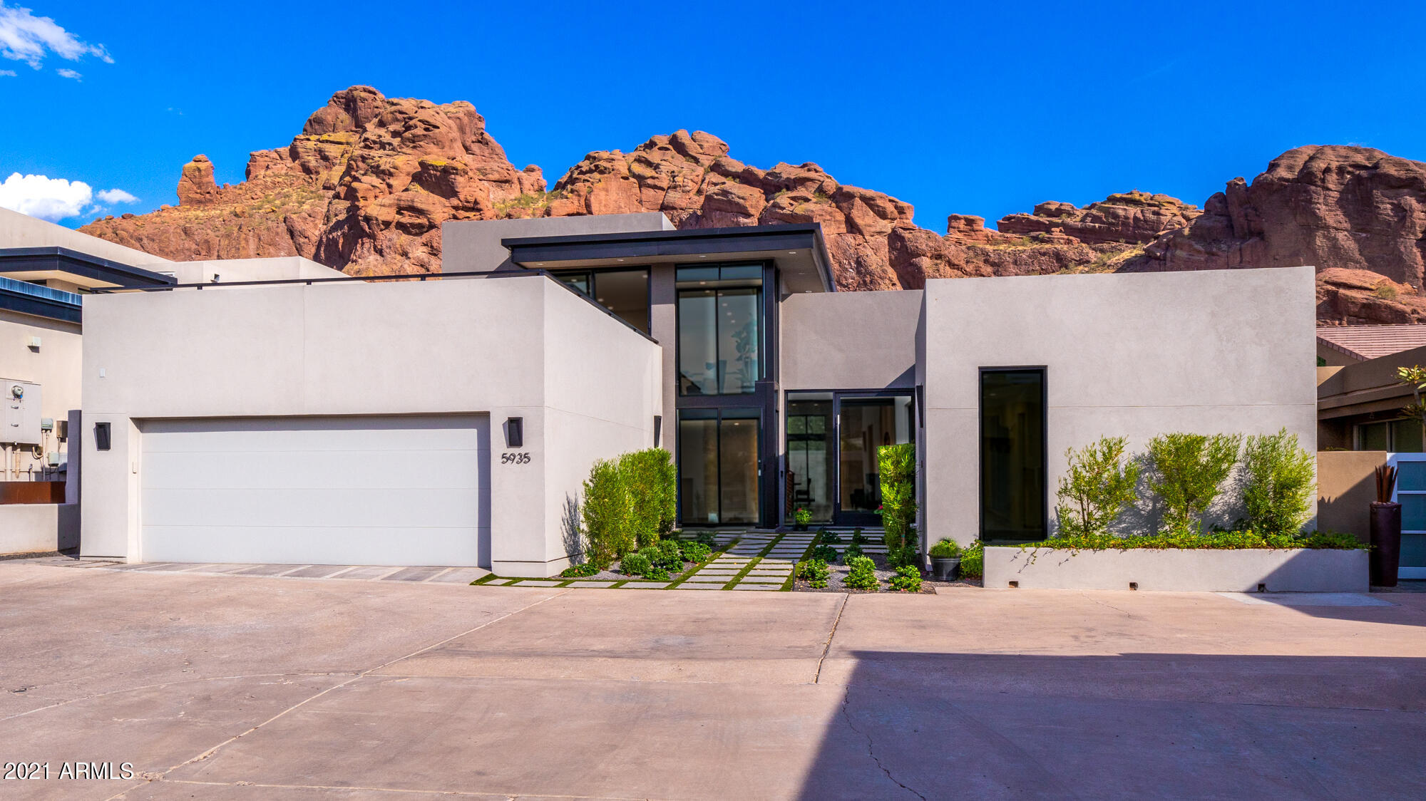 ECHO CANYON - Residential