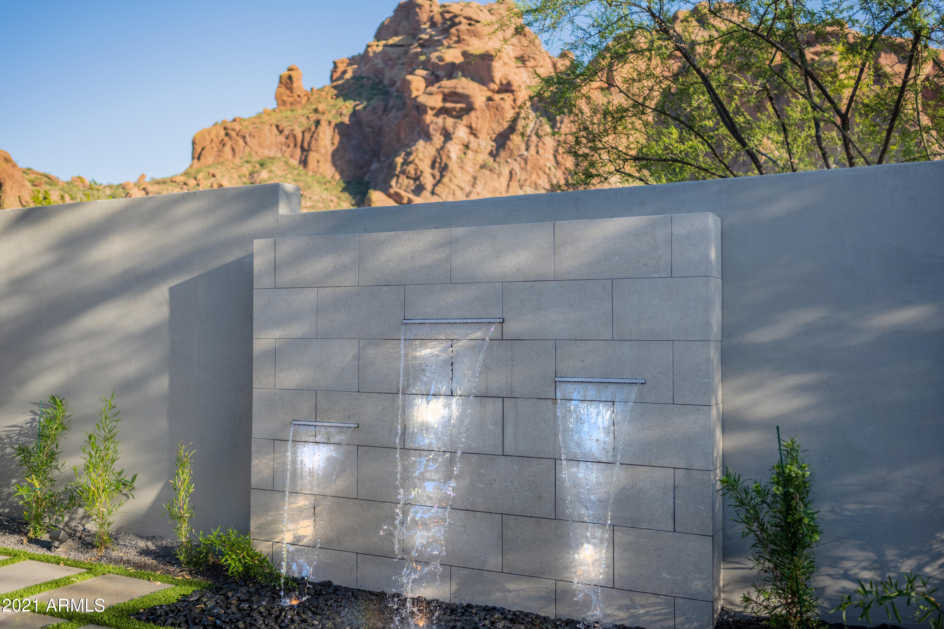 ECHO CANYON - Residential