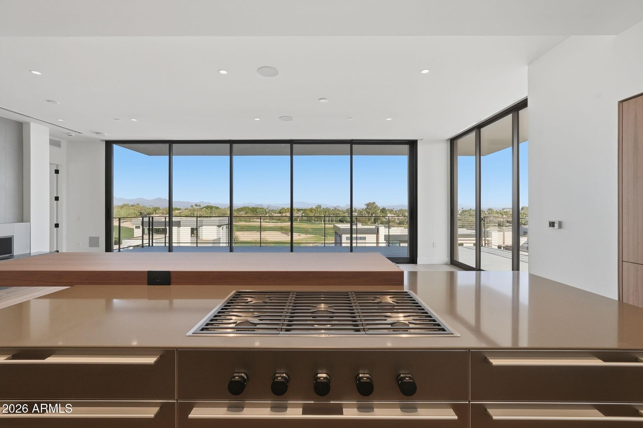 PHOENICIAN - Residential