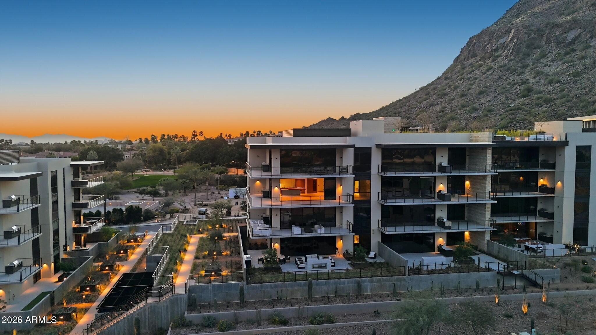 PHOENICIAN - Residential