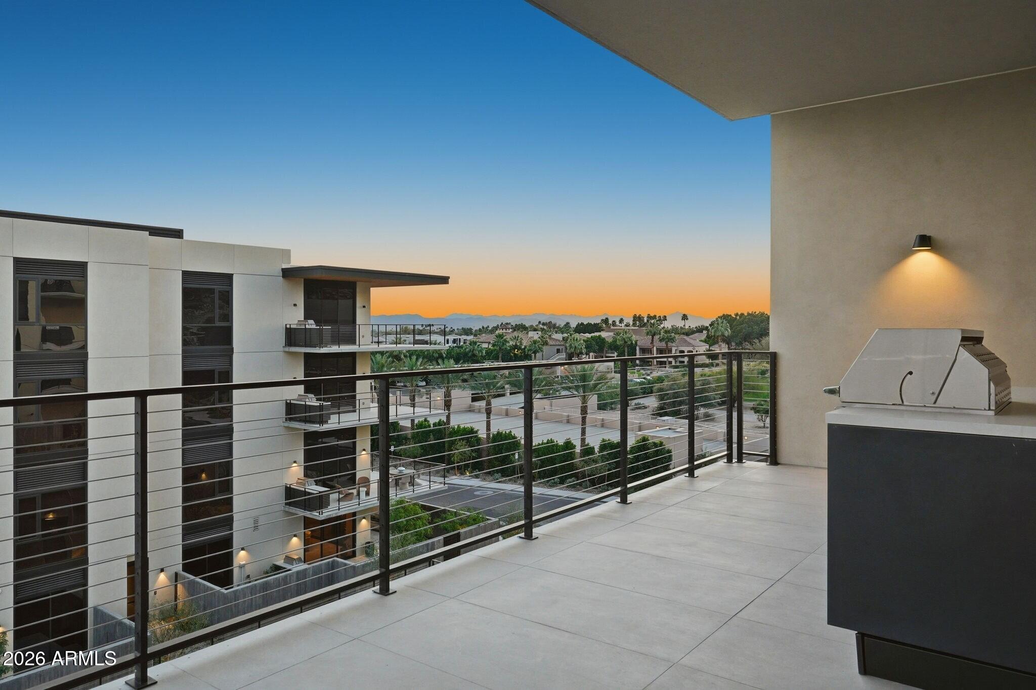 PHOENICIAN - Residential