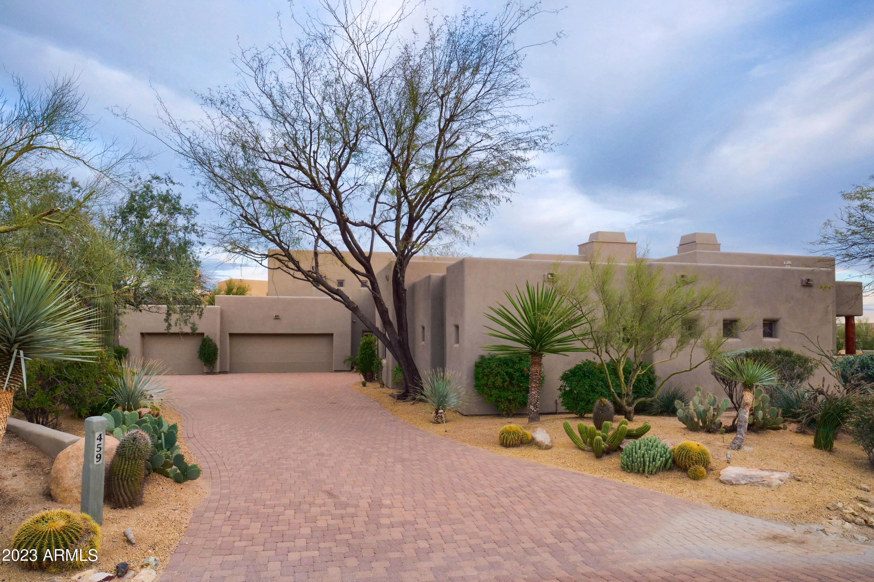 DESERT HIGHLANDS - Residential