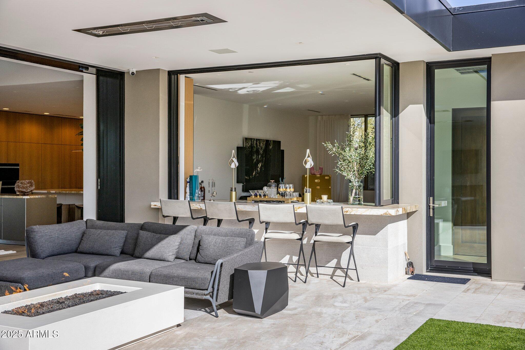 ESTANCIA - Residential